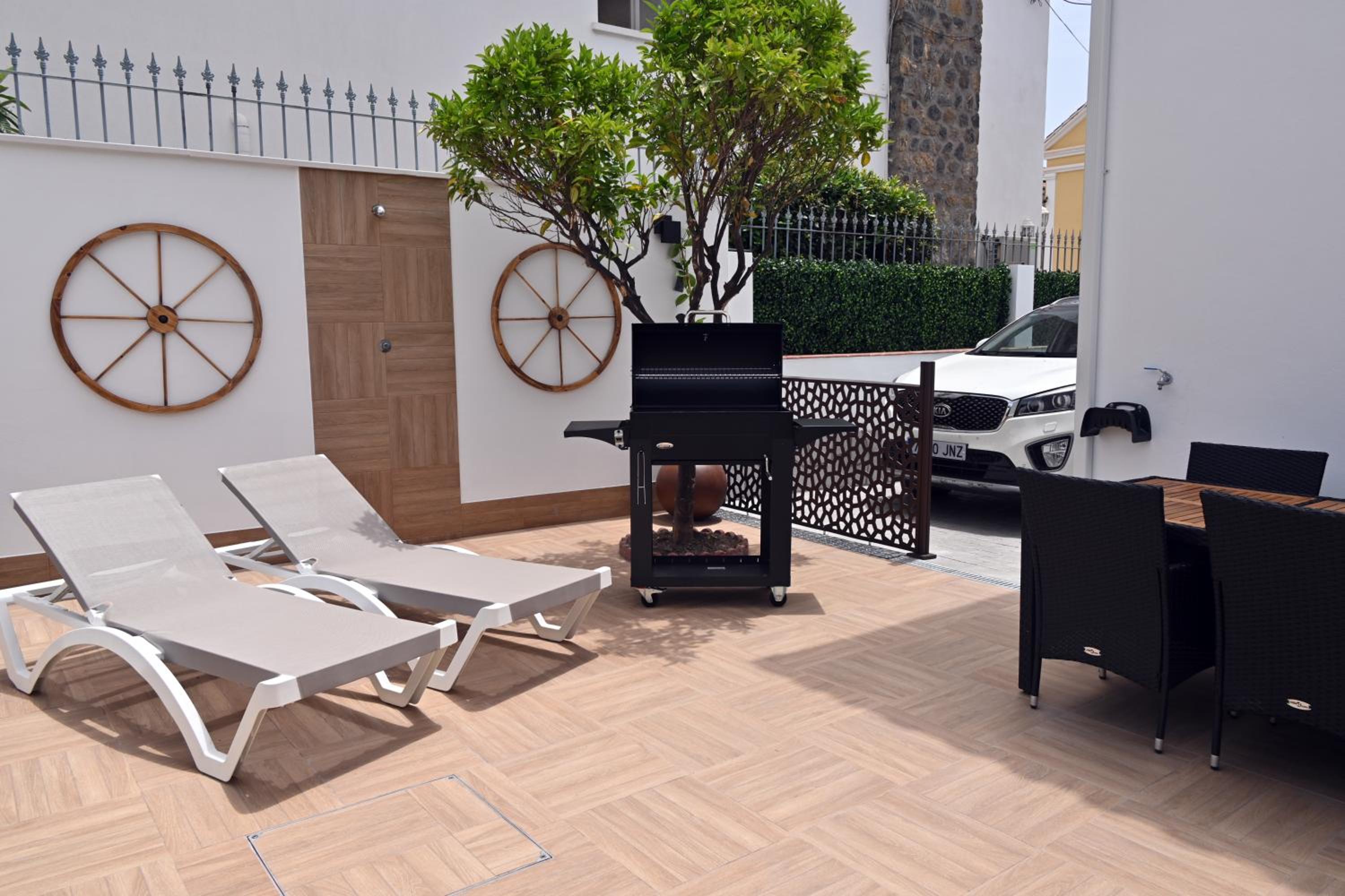 WonderStays Villa Lucía
