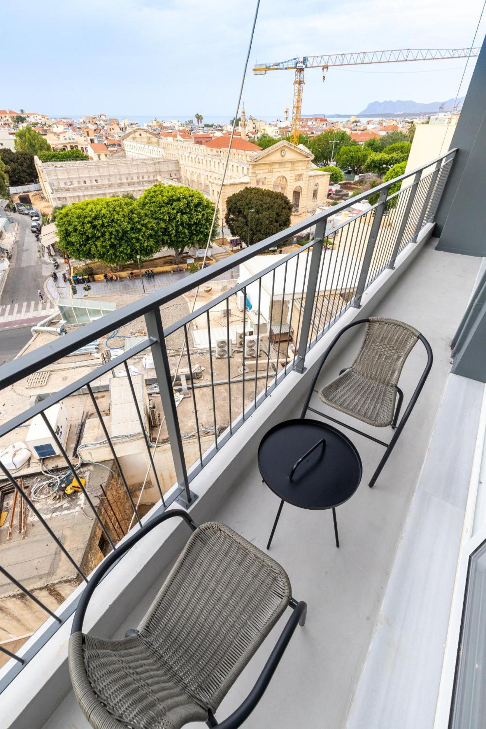 Anele Luxury Suites - Roof Top Jacuzzi view 5