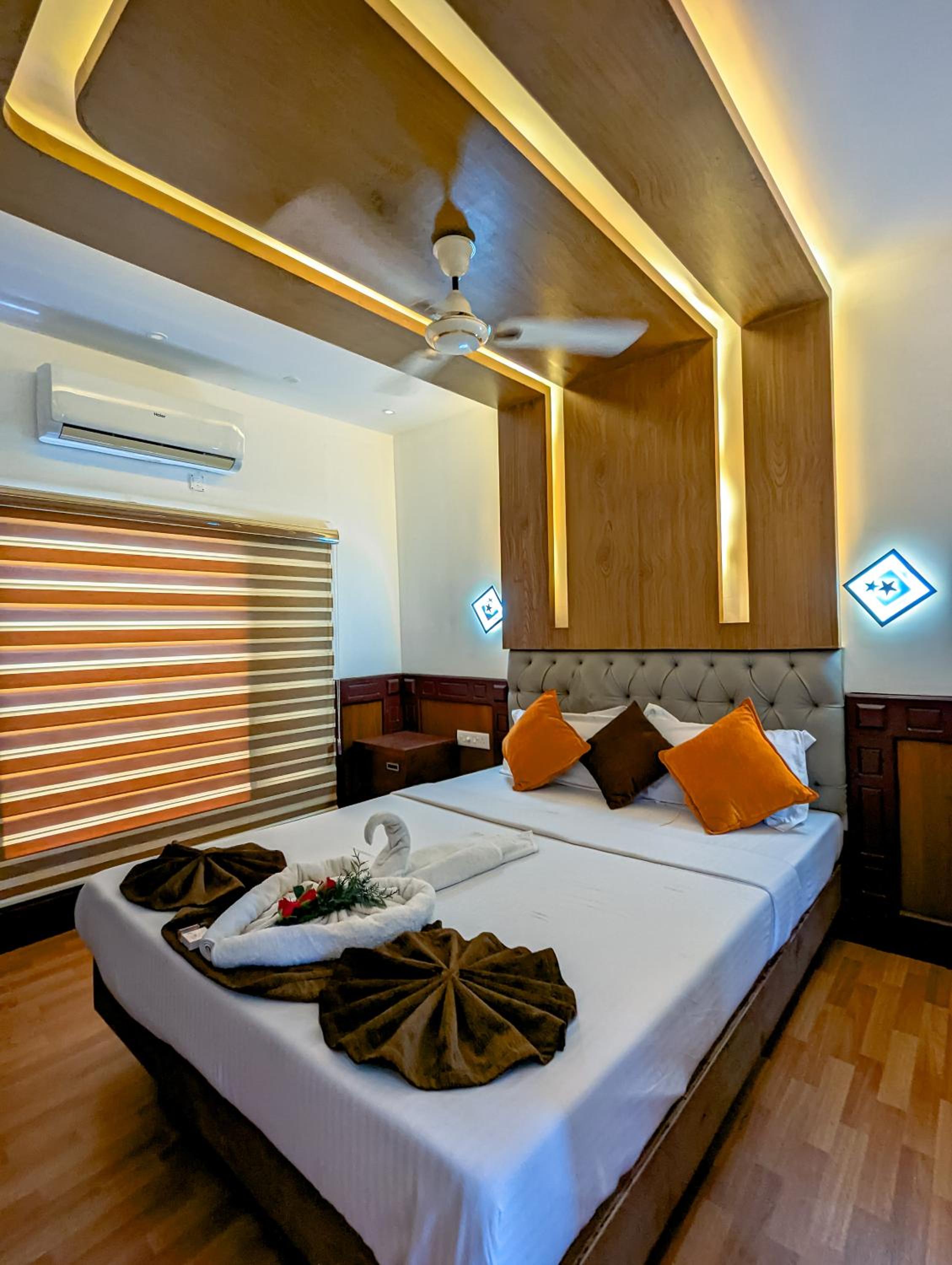 Grand villa Luxuary Houseboat