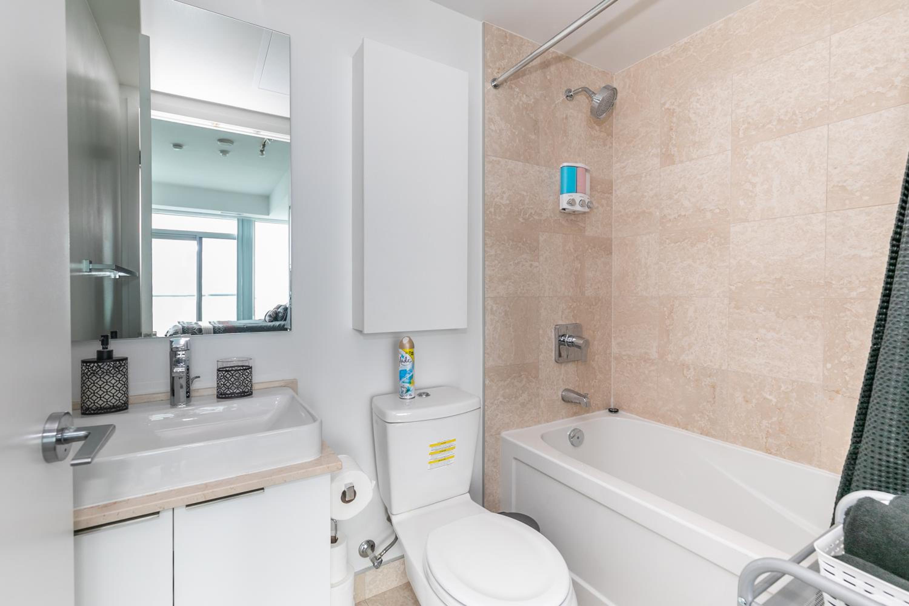 GLOBALSTAY Gorgeous Downtown Apartment