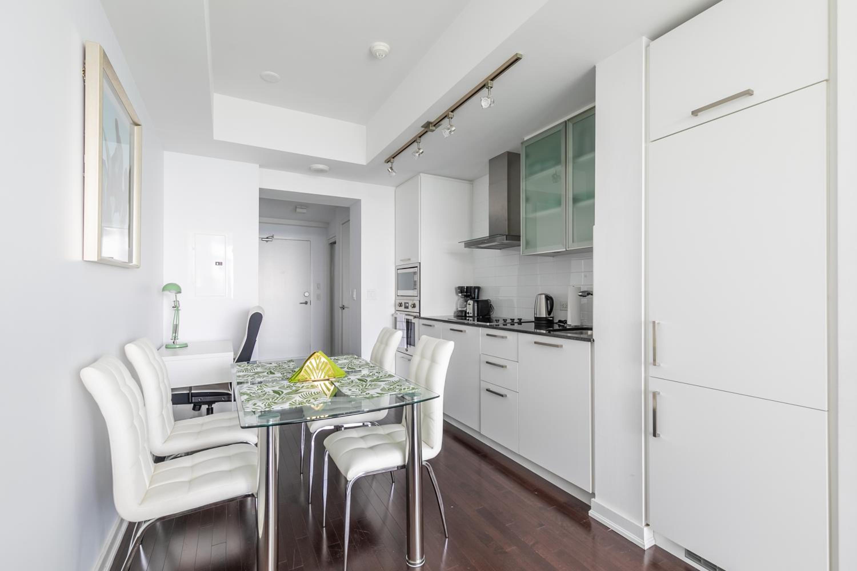 GLOBALSTAY Gorgeous Downtown Apartment