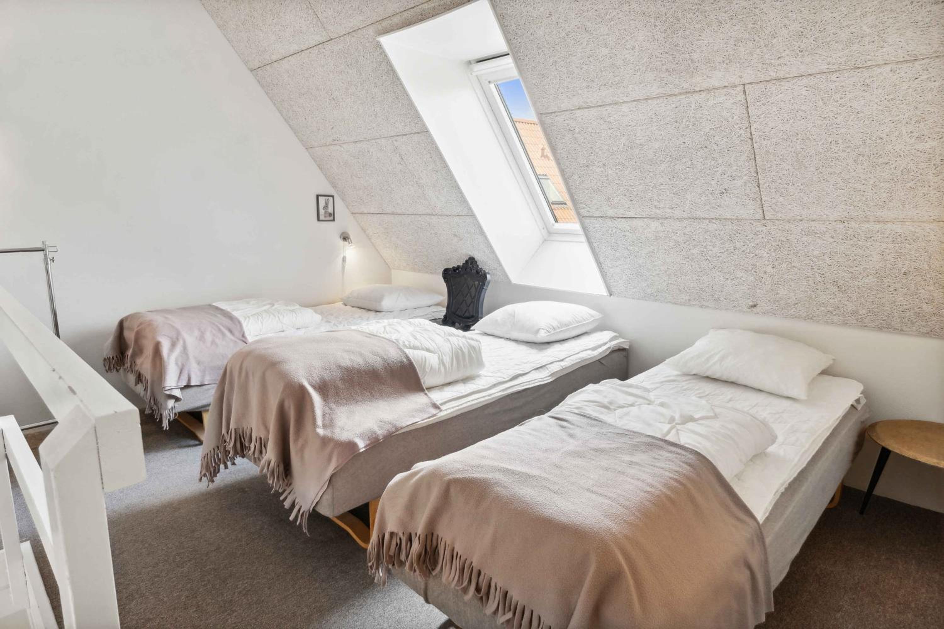 Lovely Apartment Right In The Center Of Marielyst
