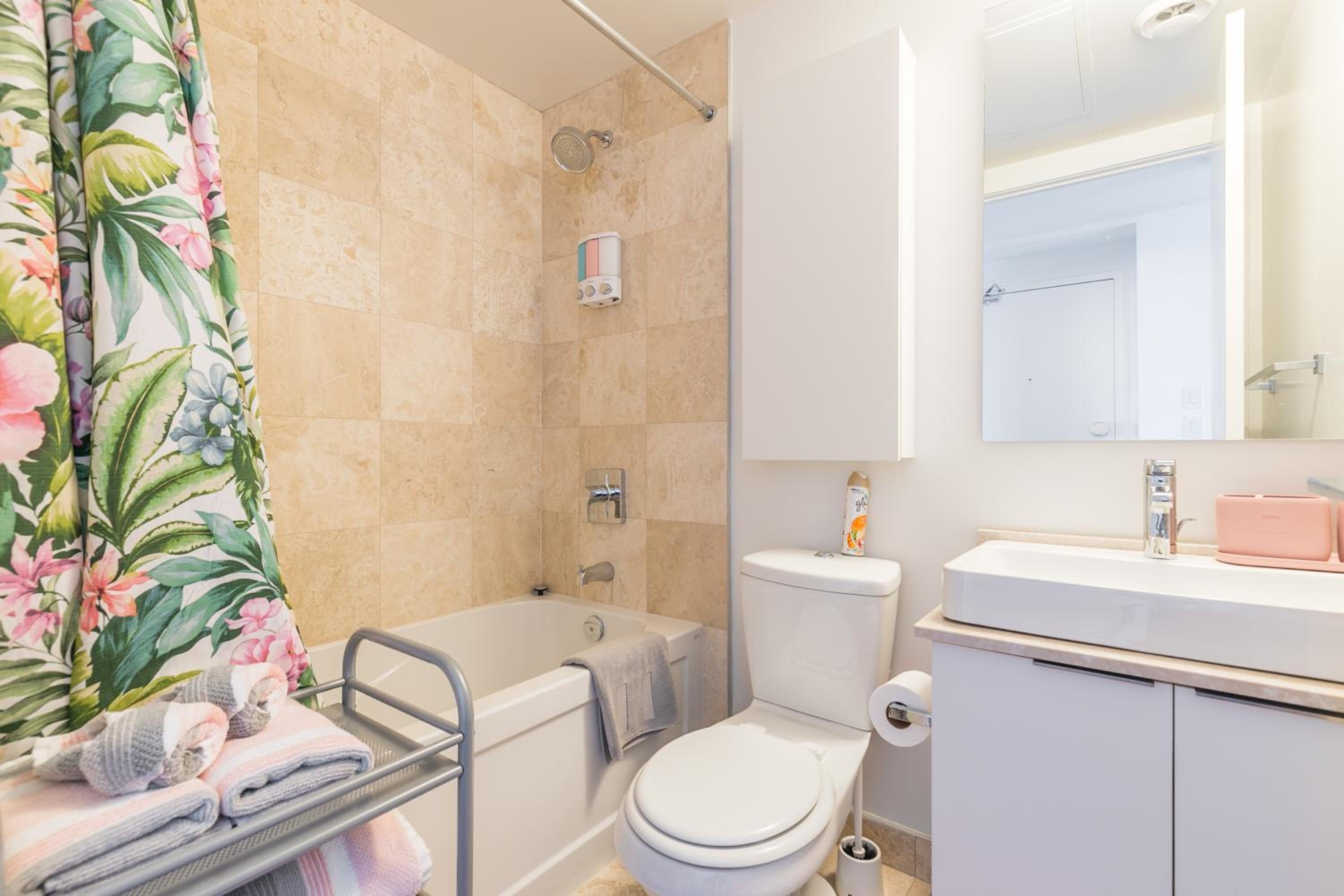 GLOBALSTAY Gorgeous Downtown Apartment
