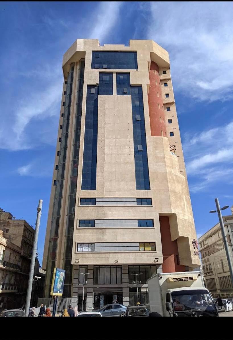 Gharb mall cathedral oran