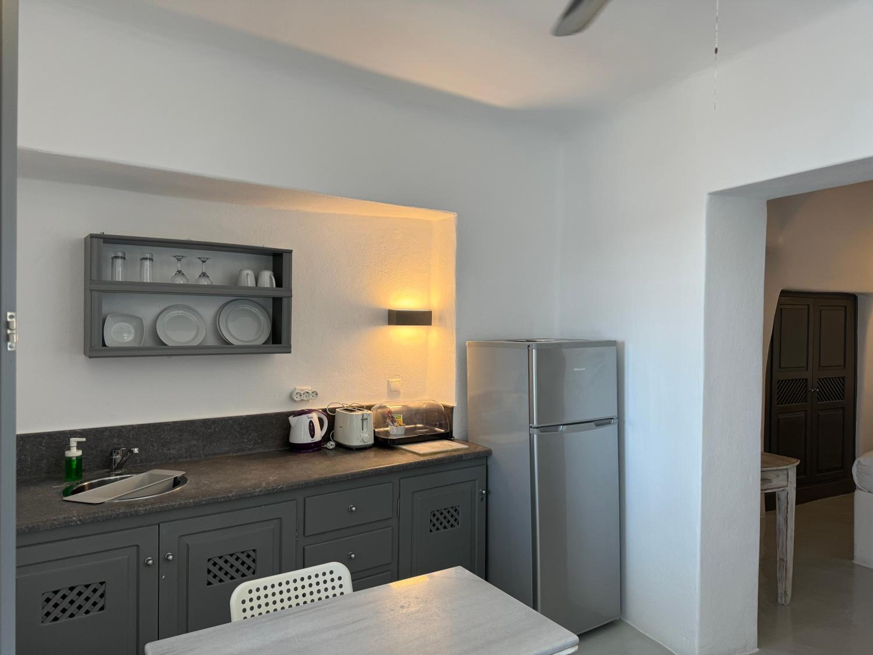 Oia Vacations - Theodora Suites - Property Image 111