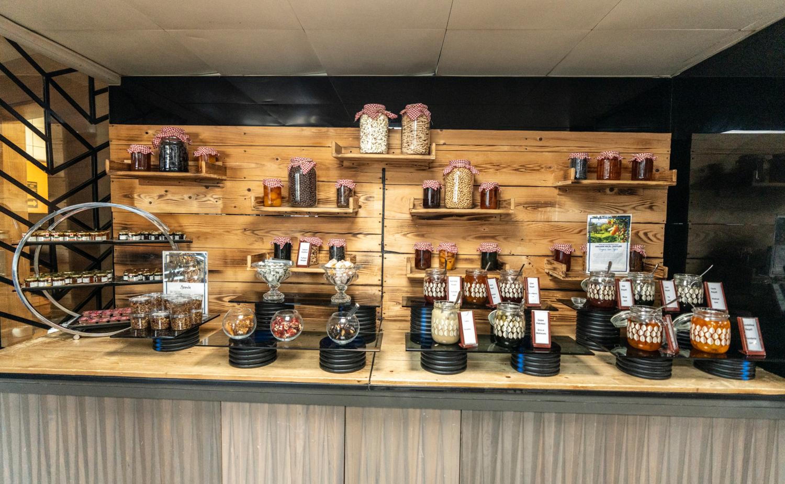 Hilton Istanbul Kozyatagi - Image 85