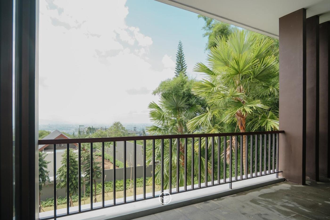 Harmony Hilltop City View Villa 4 Bedrooms With a Private Heated Swimming Pool