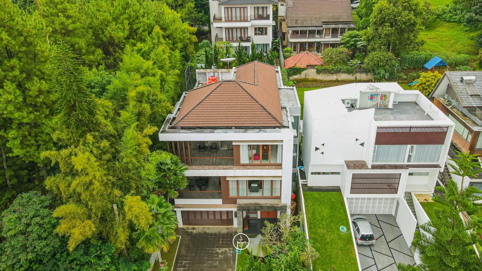 Harmony Hilltop City View Villa 4 Bedrooms With a Private Heated Swimming Pool