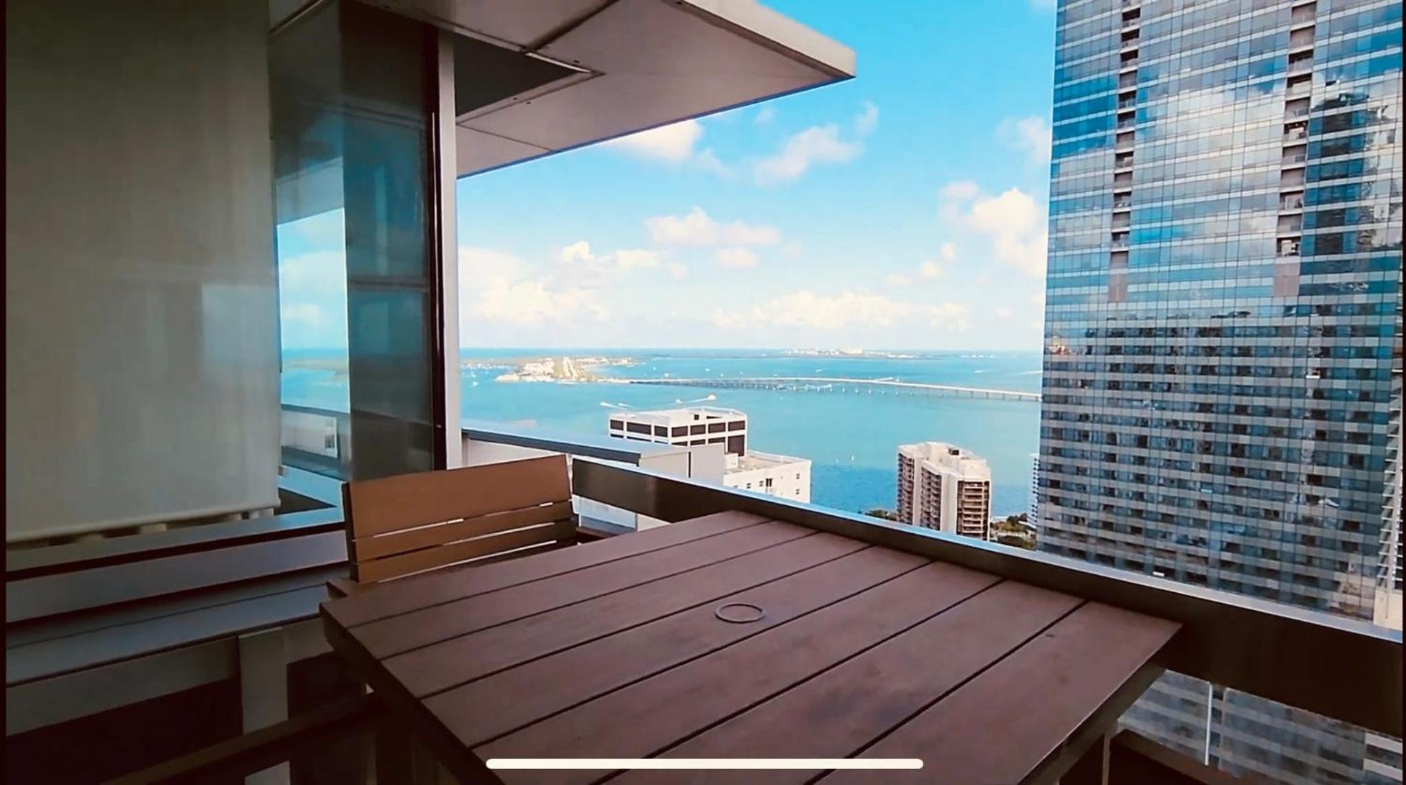 Lux Aka Brickell Condo