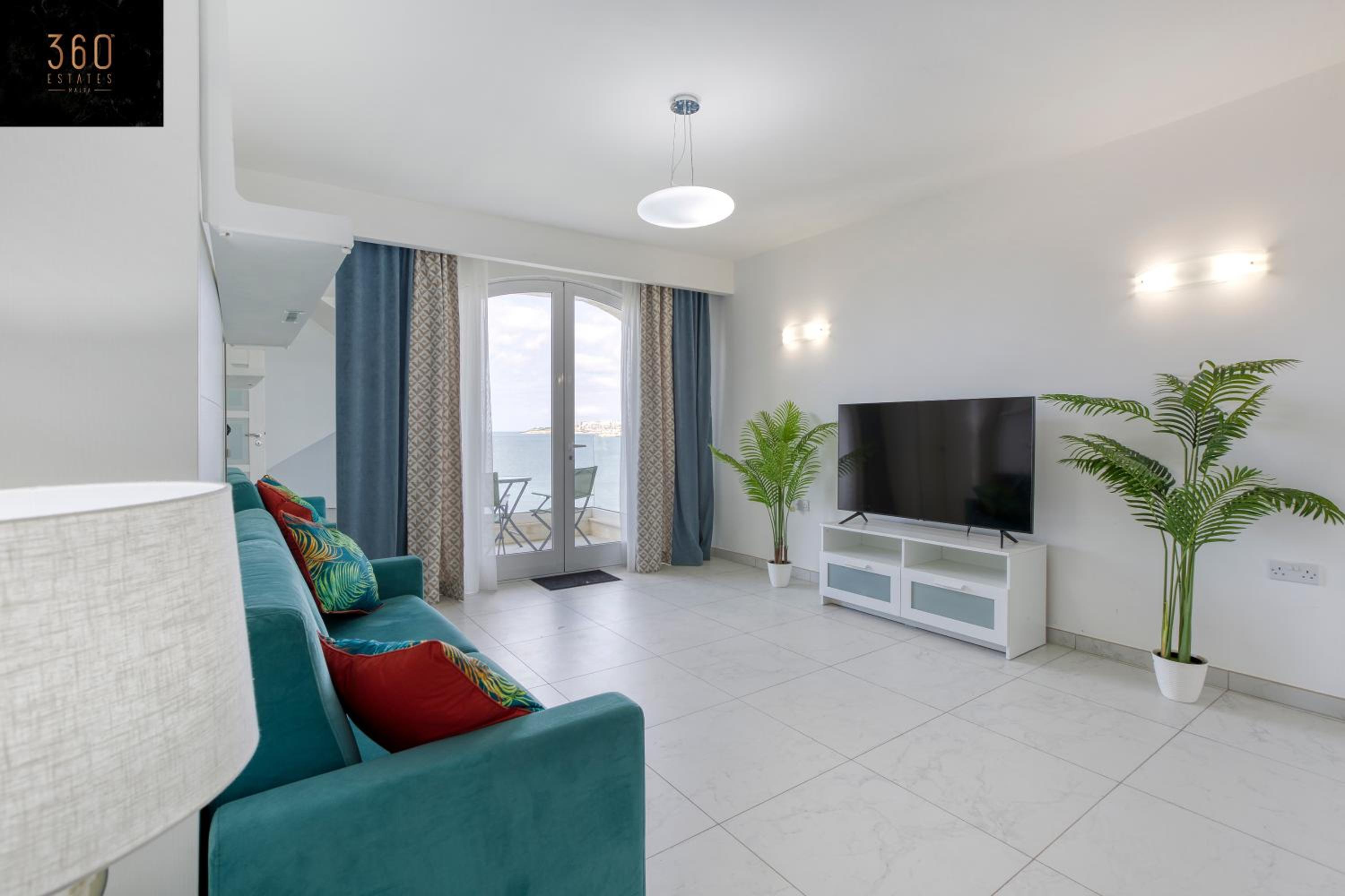 Seafront, studio home with private seaview terrace by 360 Estates photo 2