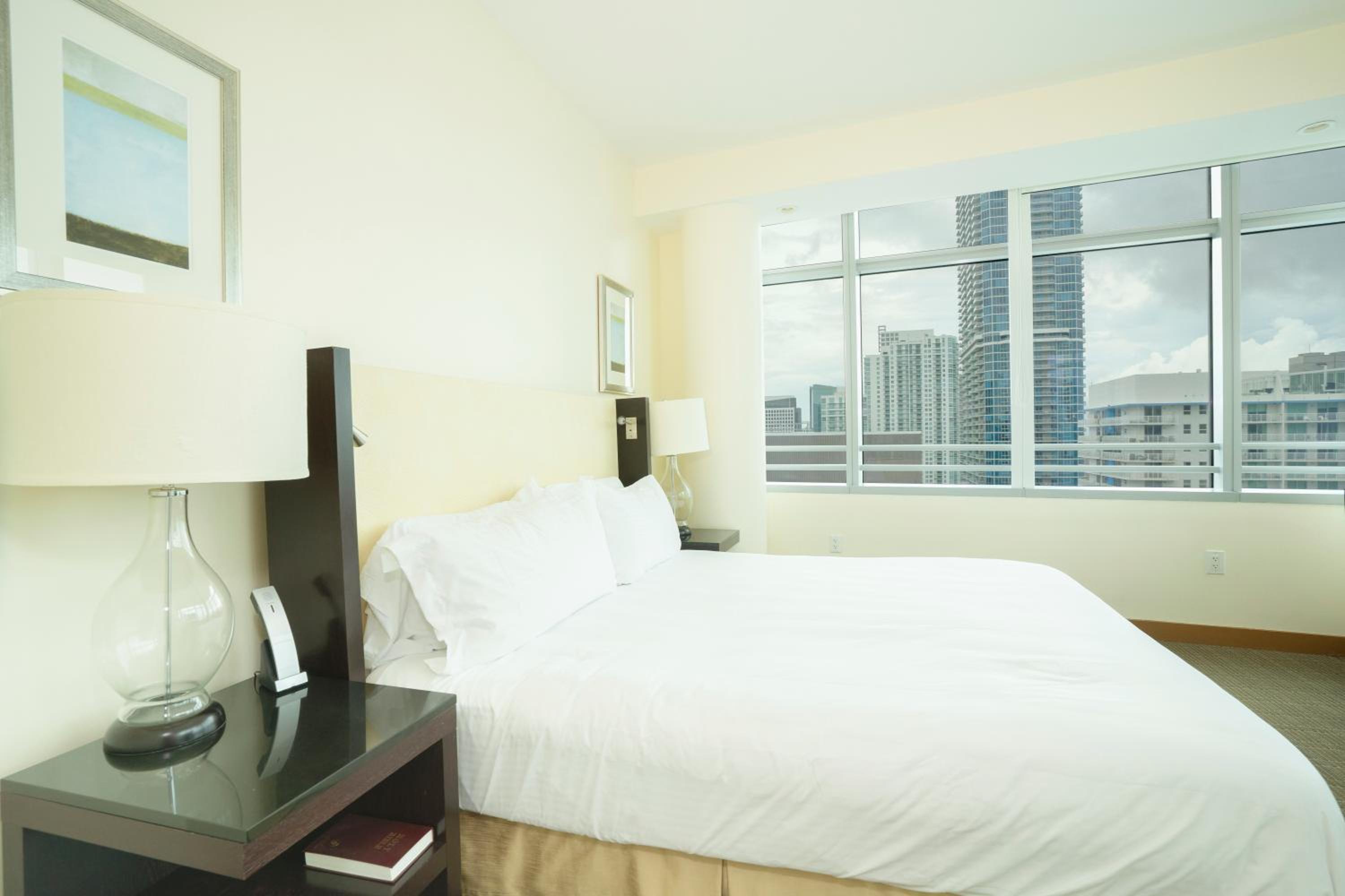 Lux Aka Brickell Condo