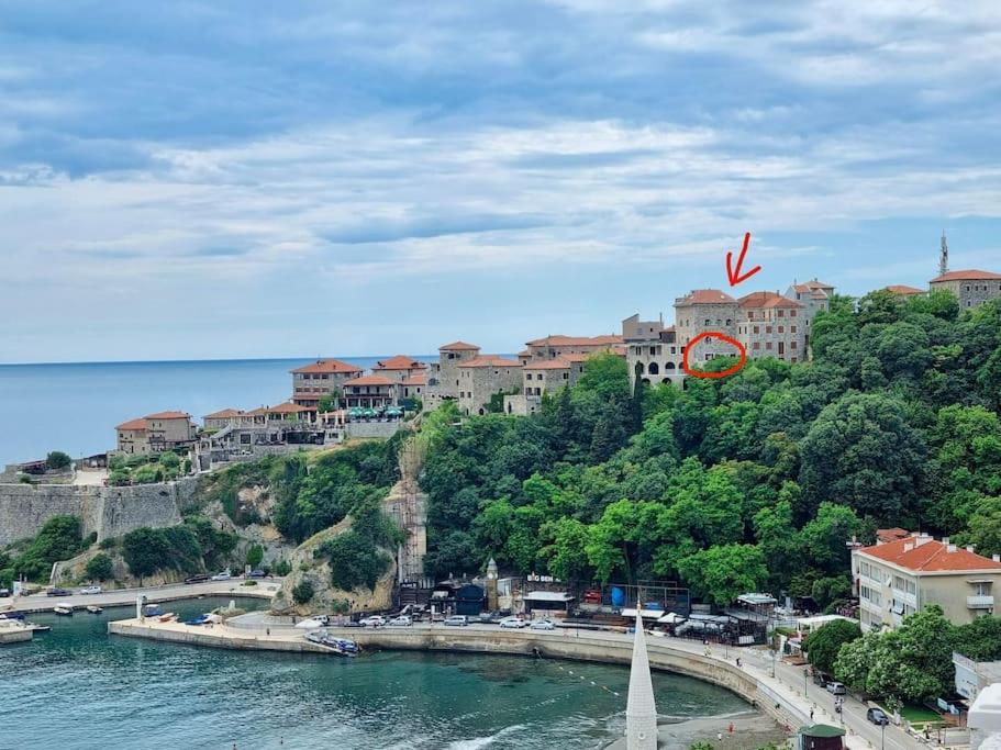 Ulcinj - Stonehouse in Oldtown with sea view
