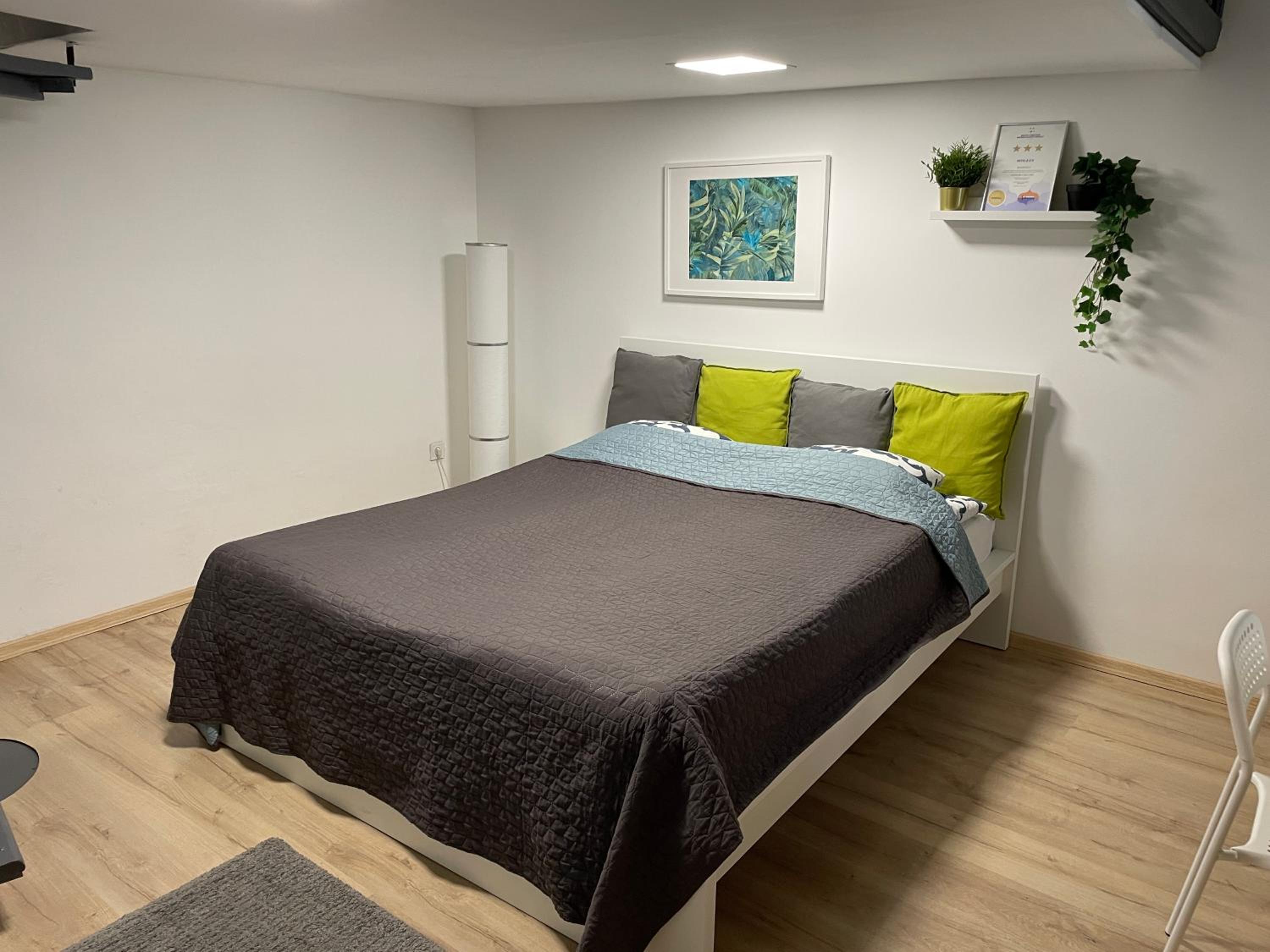 Nefelejcs apartman (Netflix) view 3