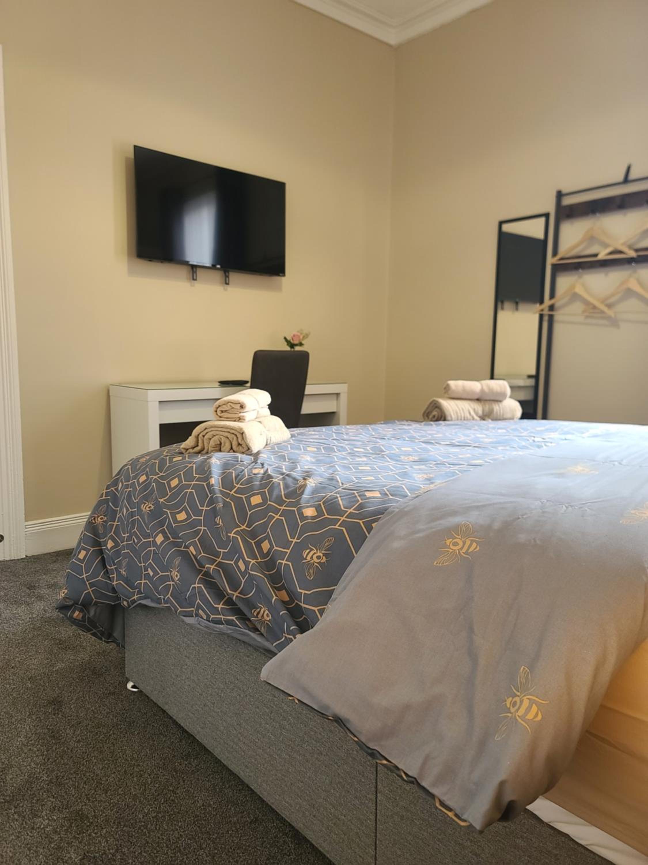 Roskeen Townhouse