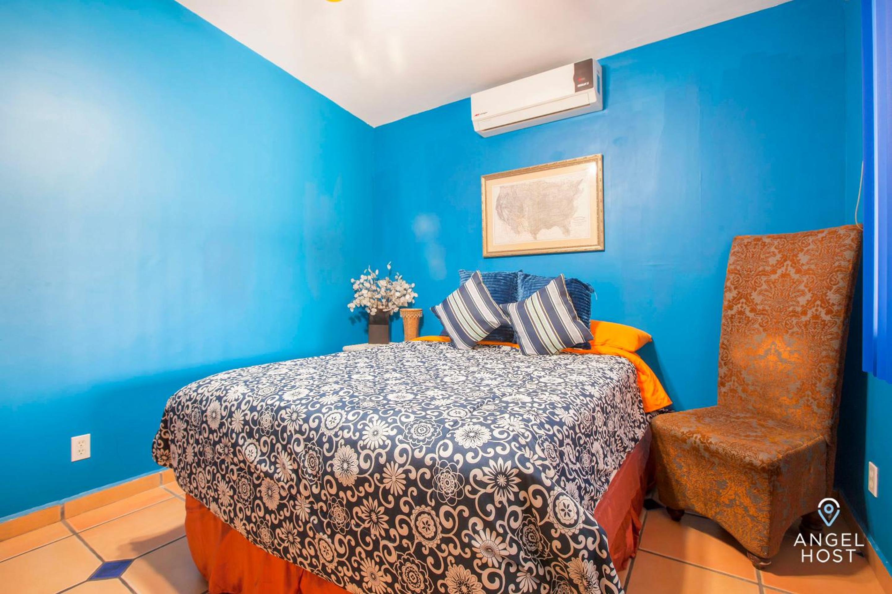 Cozy Stay 2 blocks from the beach and Malecón!