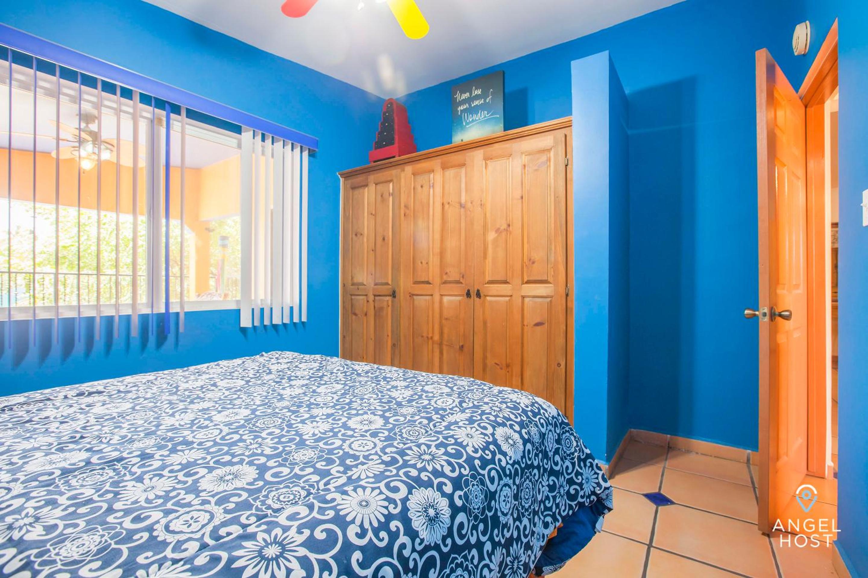 Cozy Stay 2 blocks from the beach and Malecón!