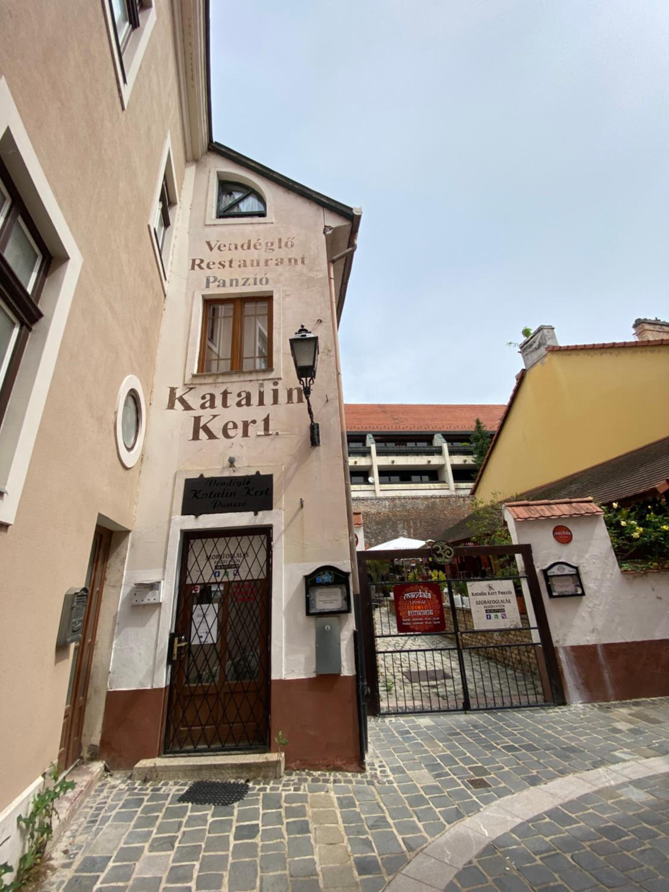 Katalinkert Panzió
