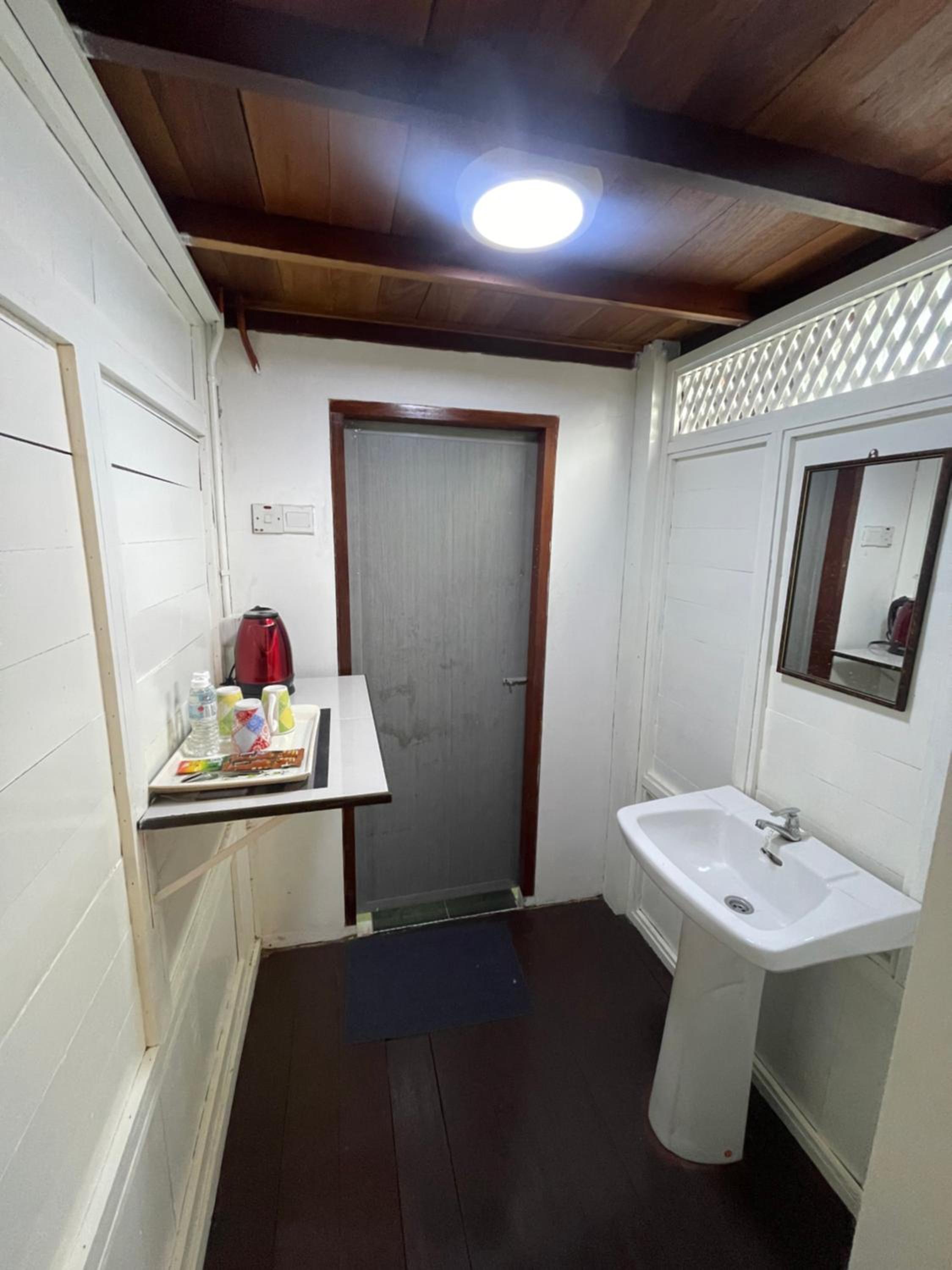 Nami Homestay Teluk Batik photo 2