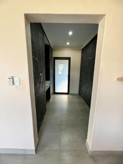 Aaru house