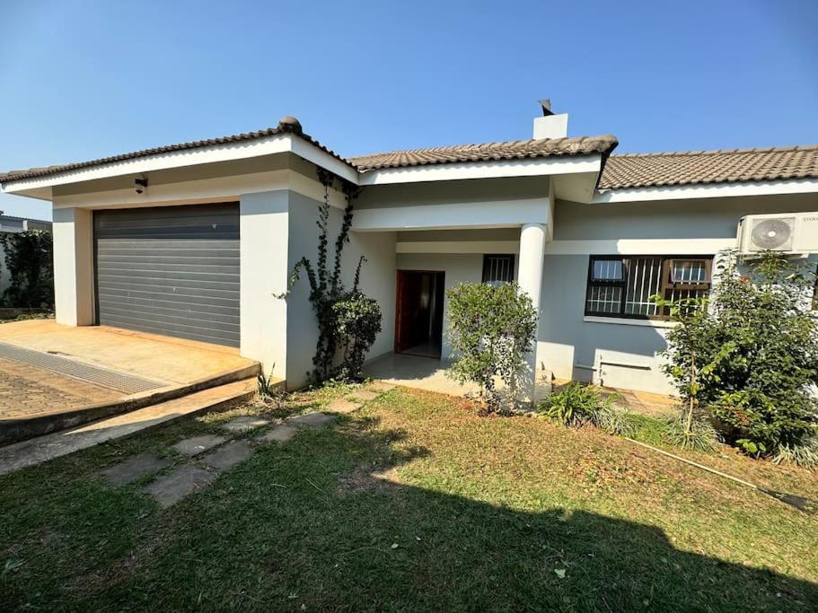 Aaru house