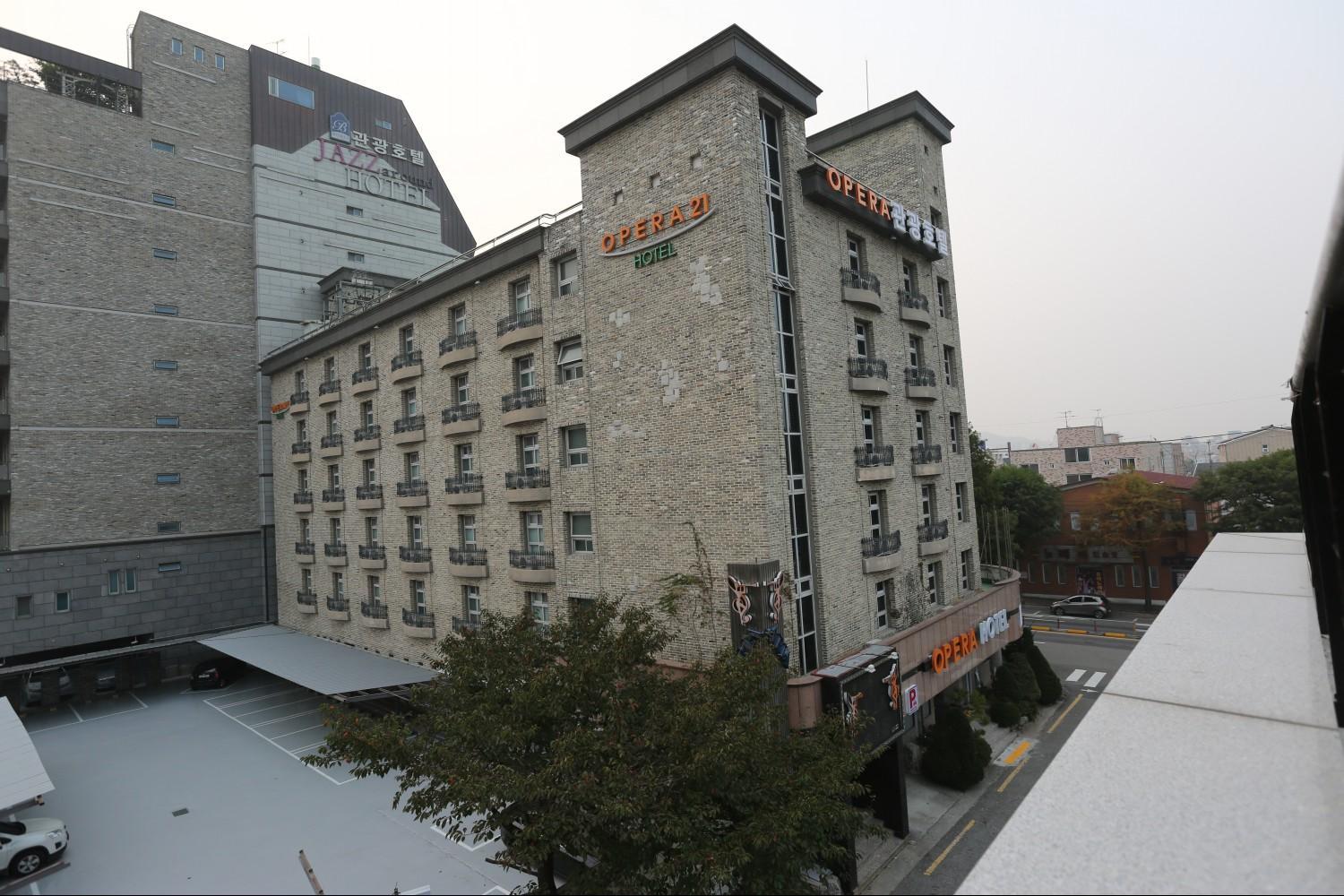 Opera 21 Hotel
