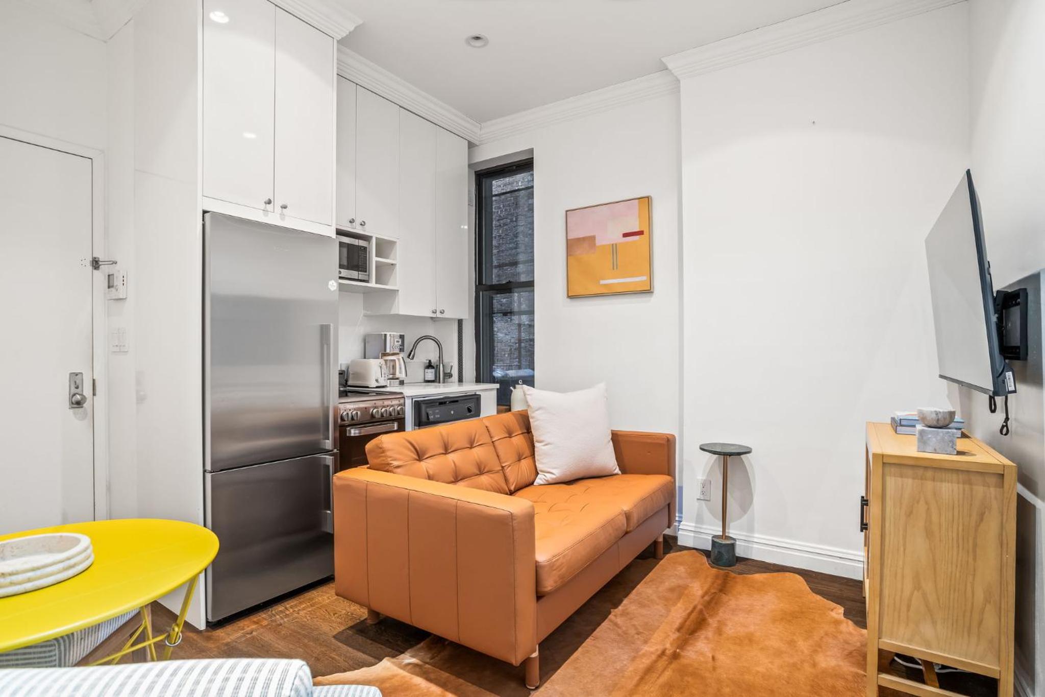 Modern 3bd 1 Bath City Escape