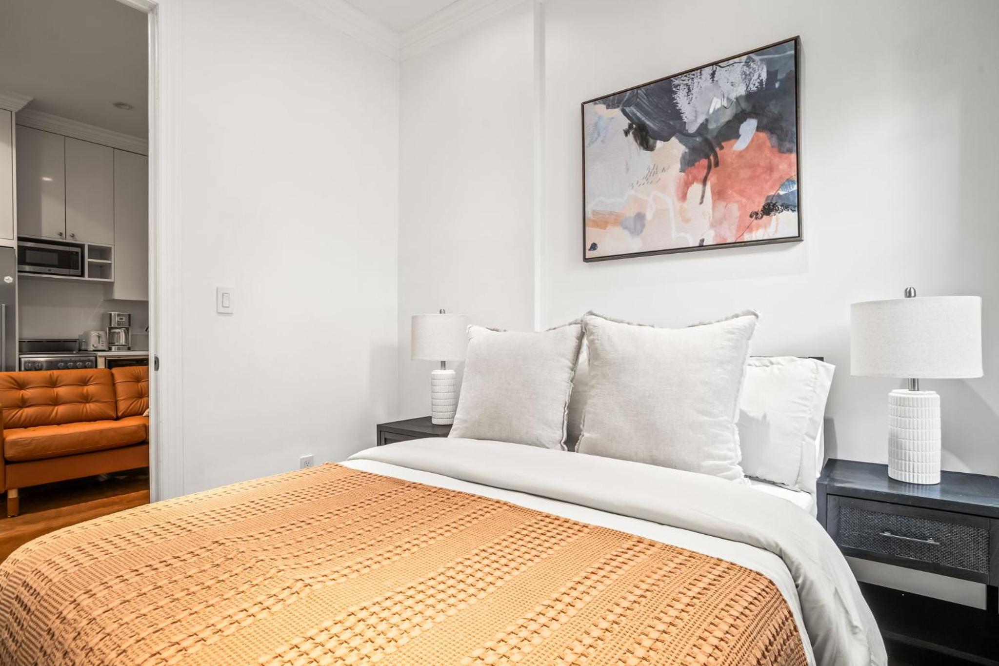 Modern 3bd 1 Bath City Escape