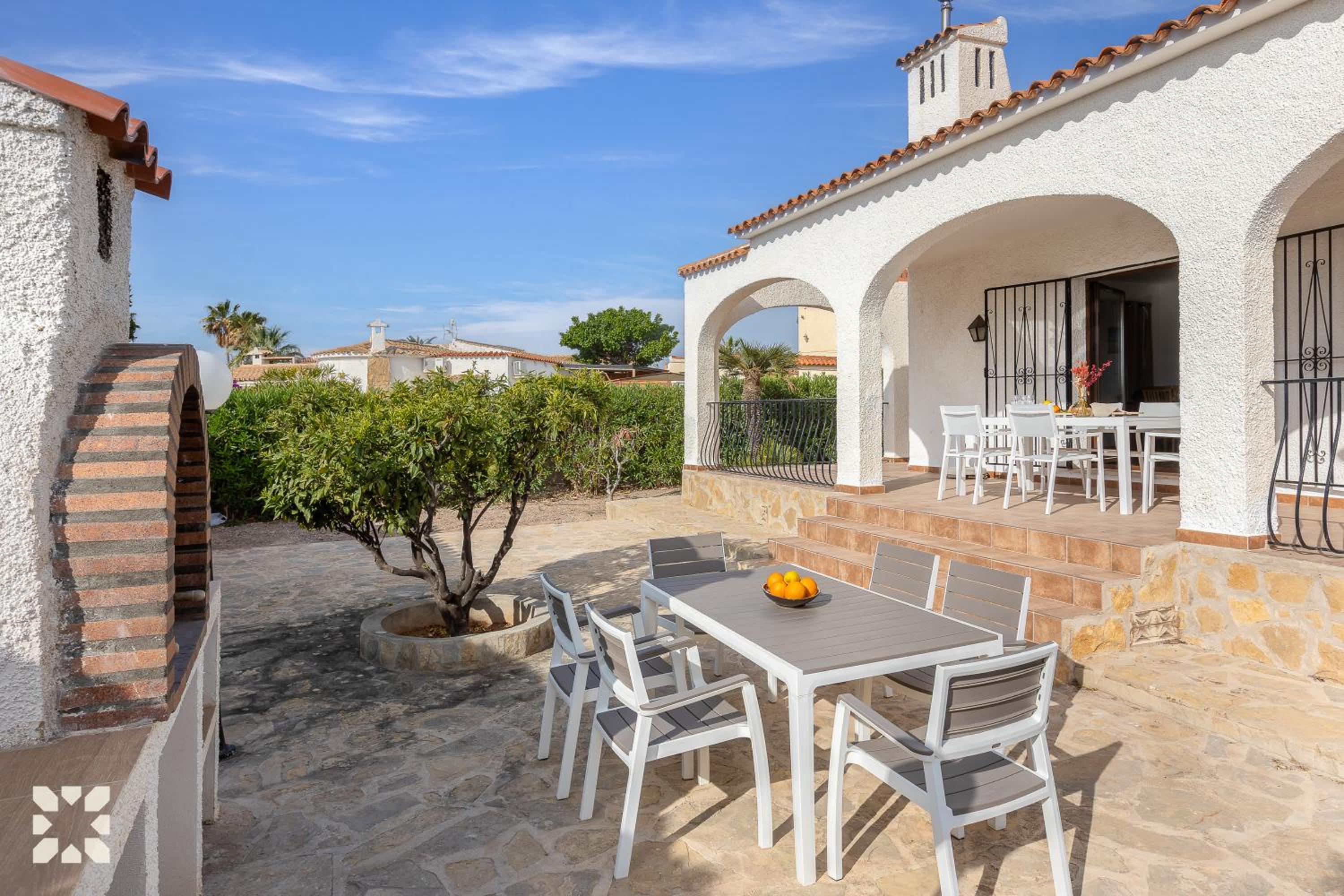 Villa Feliz Imelda by Abahana Villas