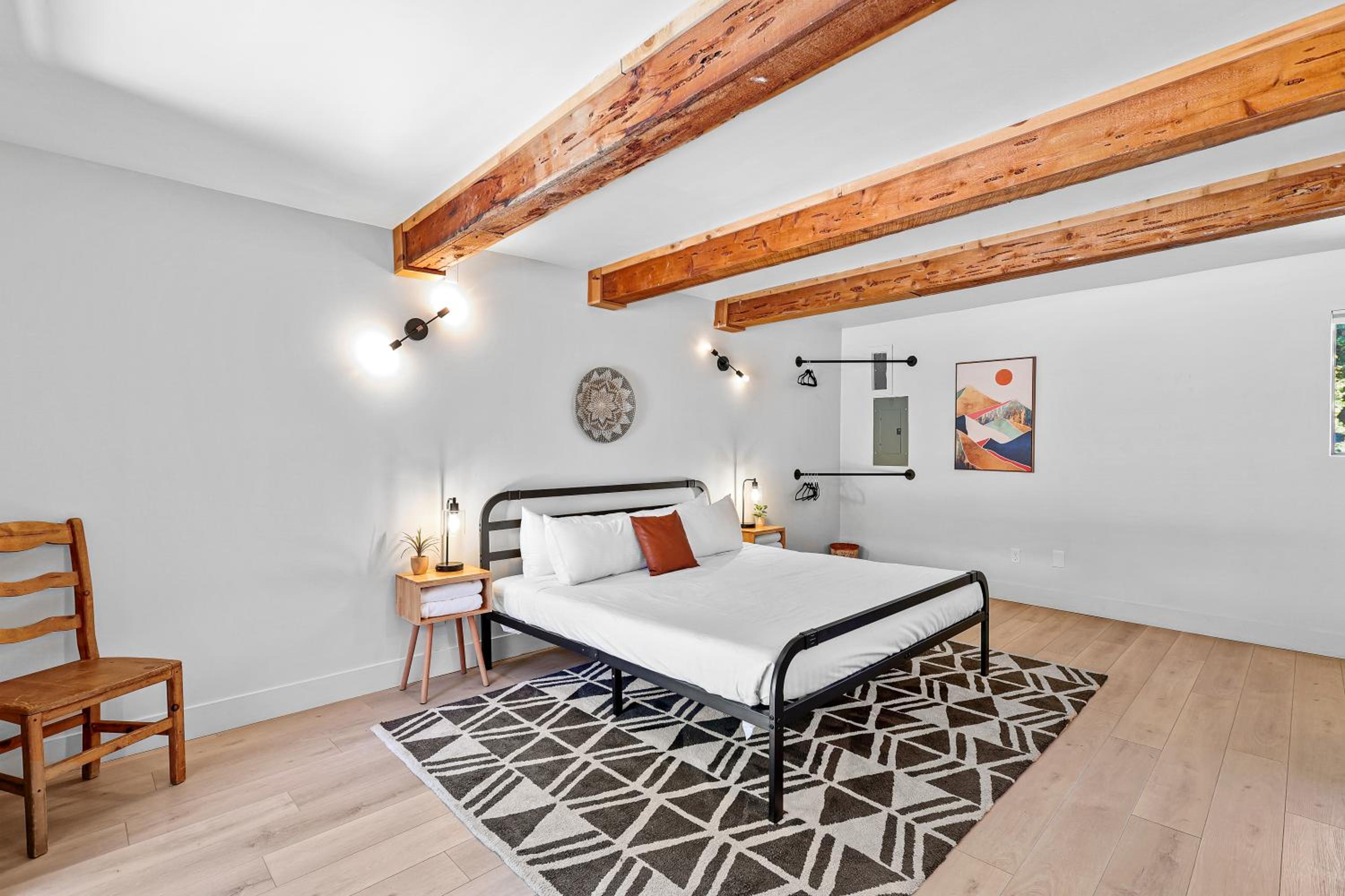 Basecamp Lodge