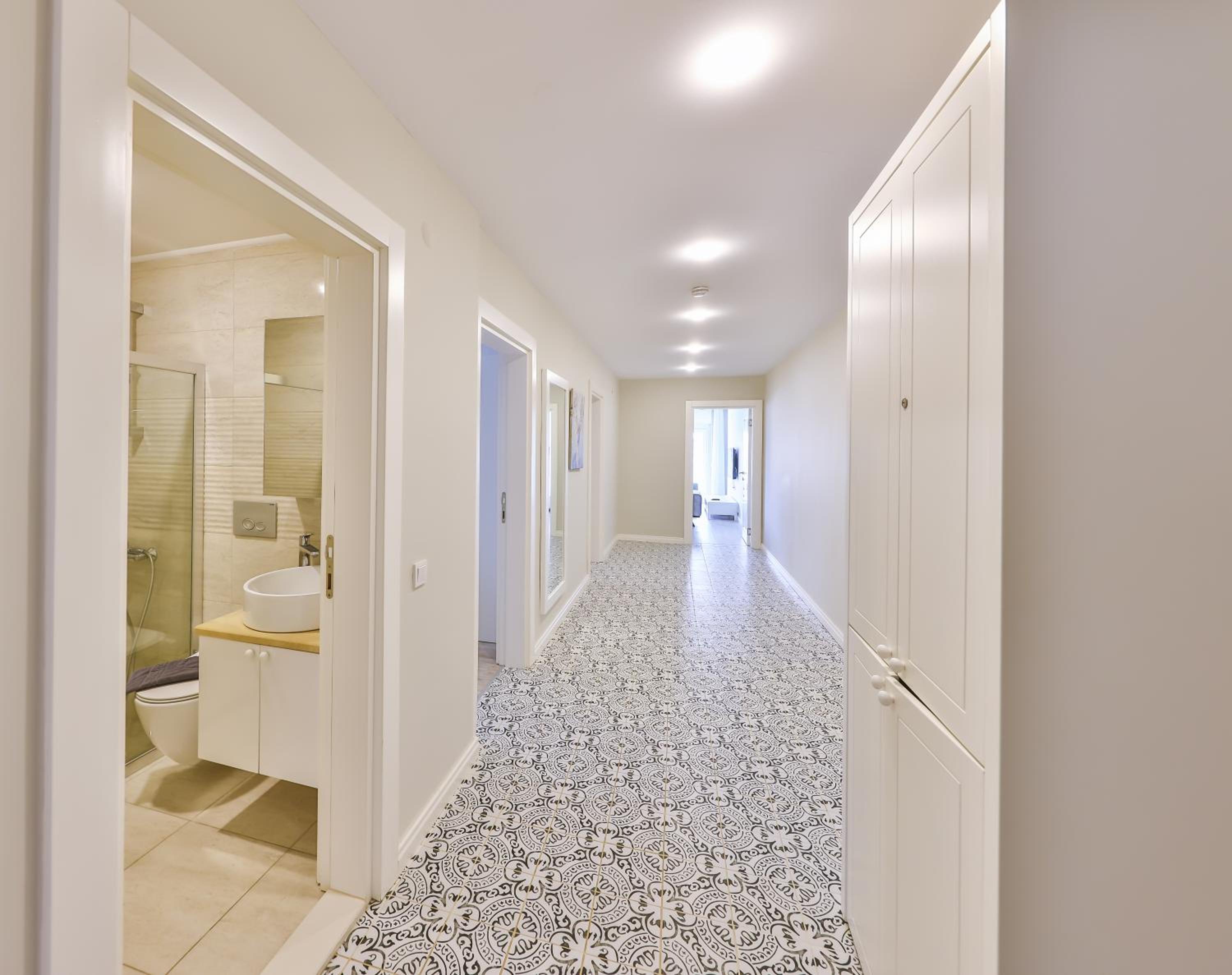 Begonya Suites - Image 87