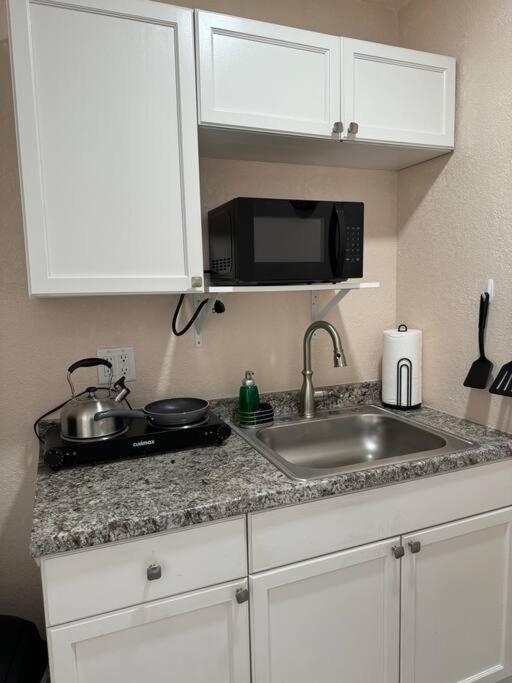Studio in Downtown Cape Coral view 3