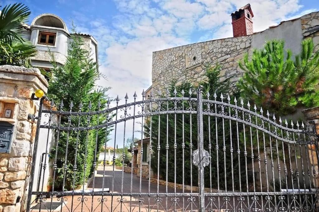 Villa Roma