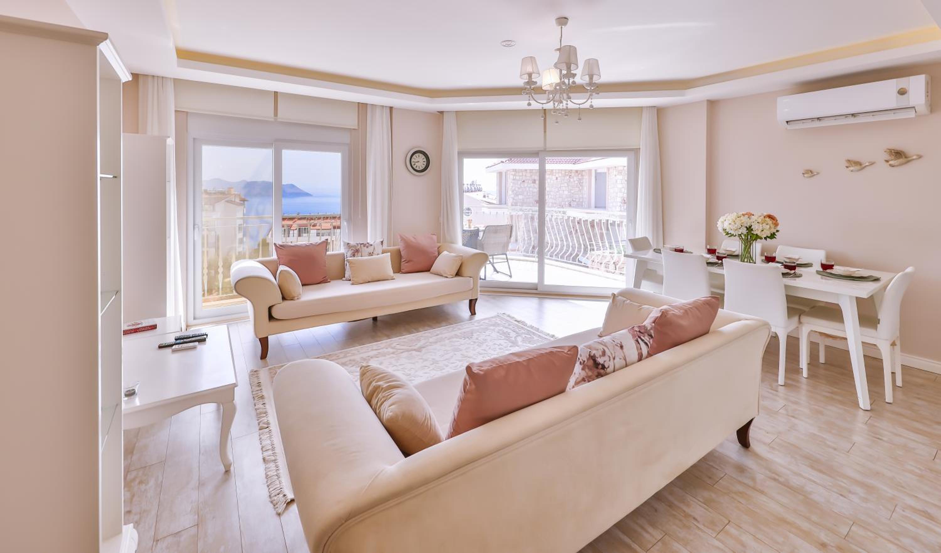 Begonya Suites - Image 72