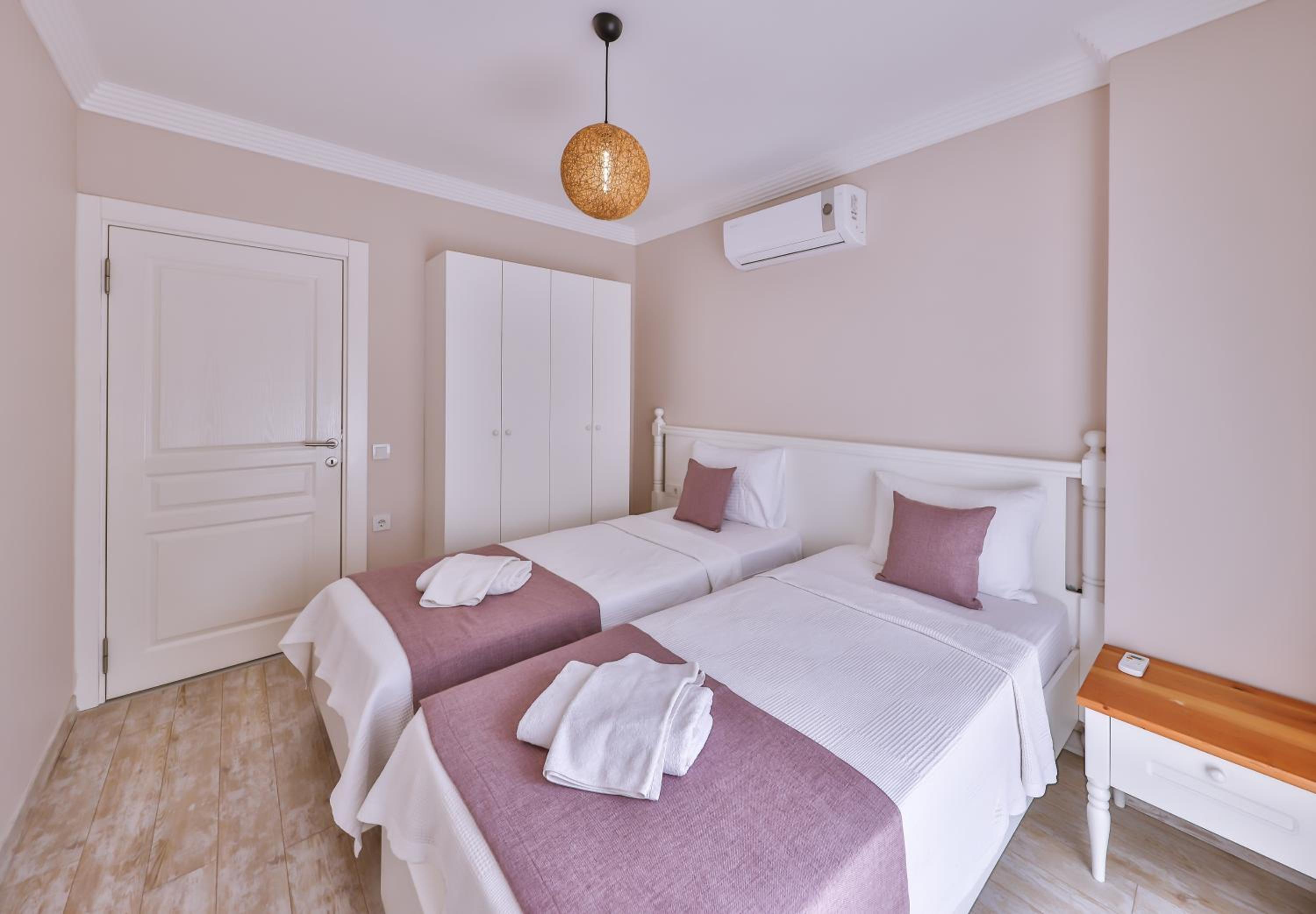 Begonya Suites - Image 74