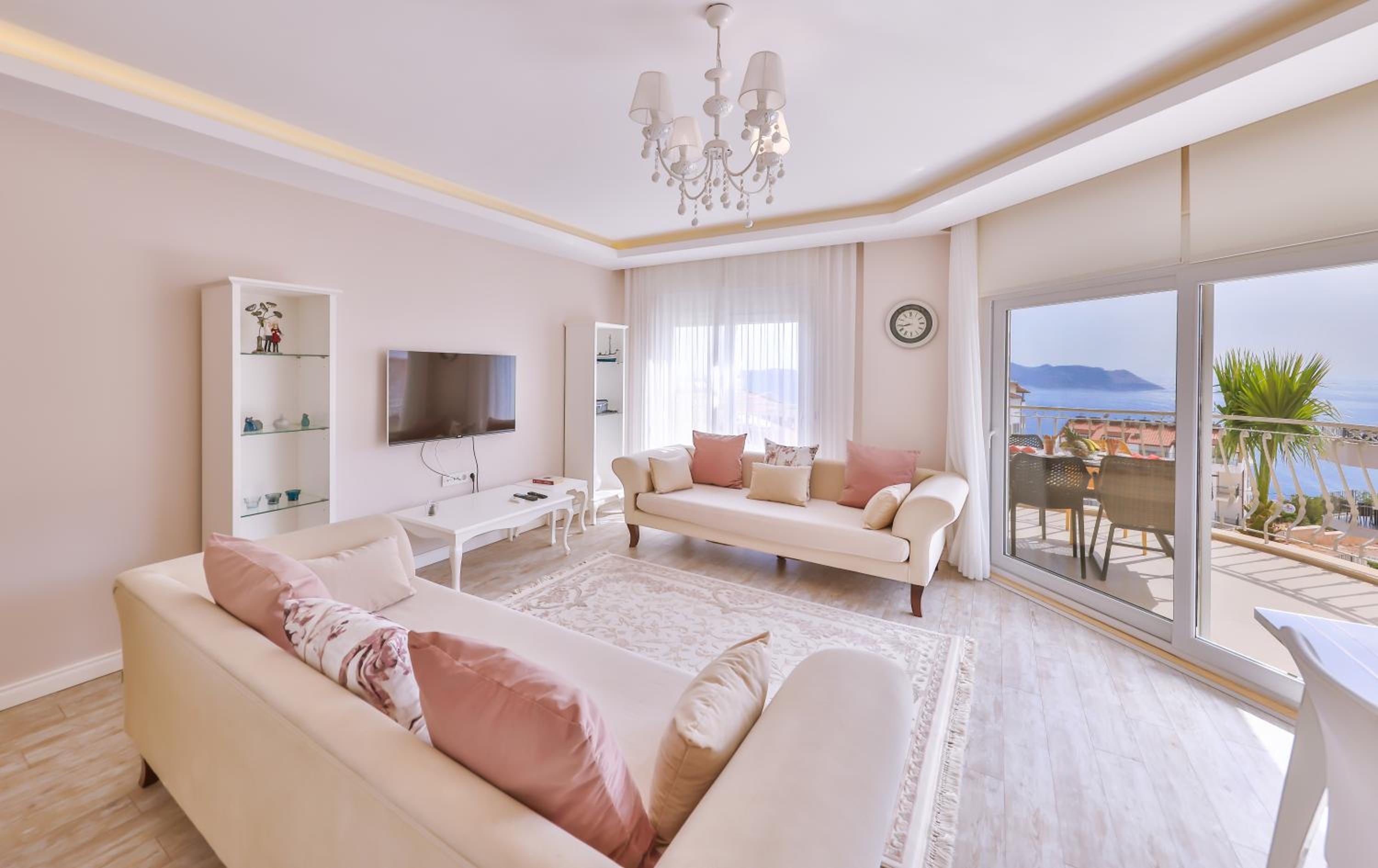 Begonya Suites - Image 75