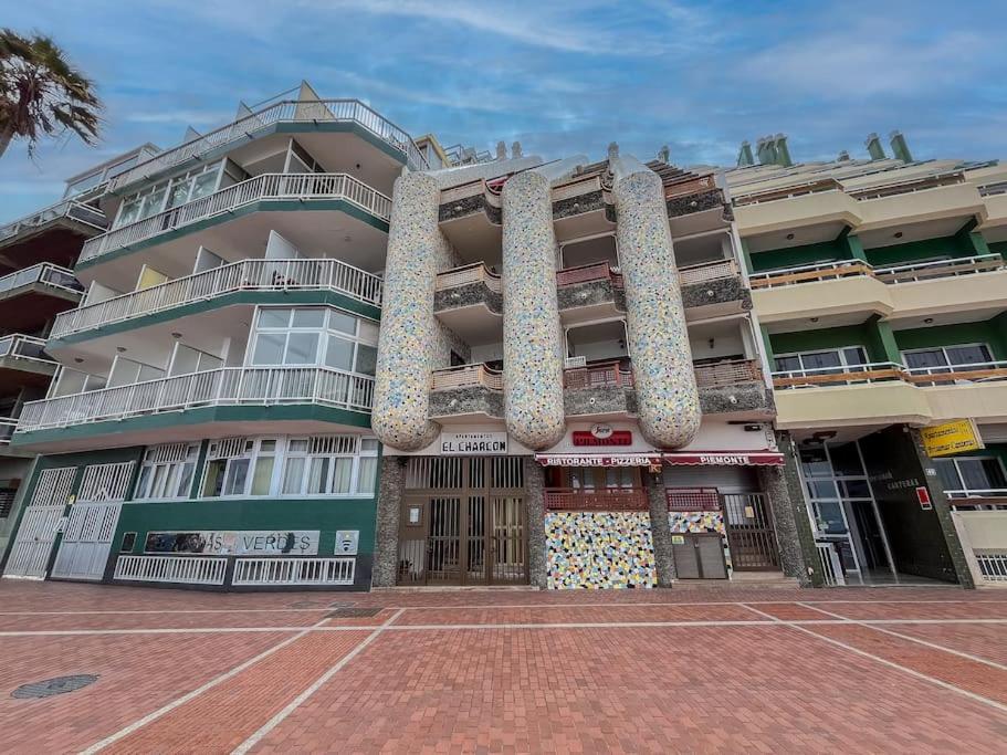 Estudio en primera línea de playa