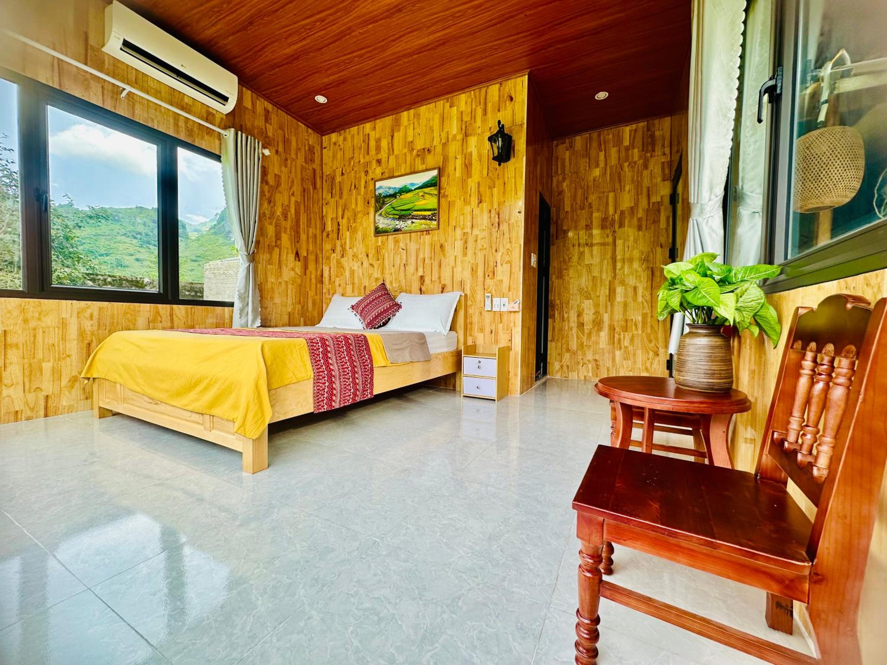 Du Gia Field View Homestay