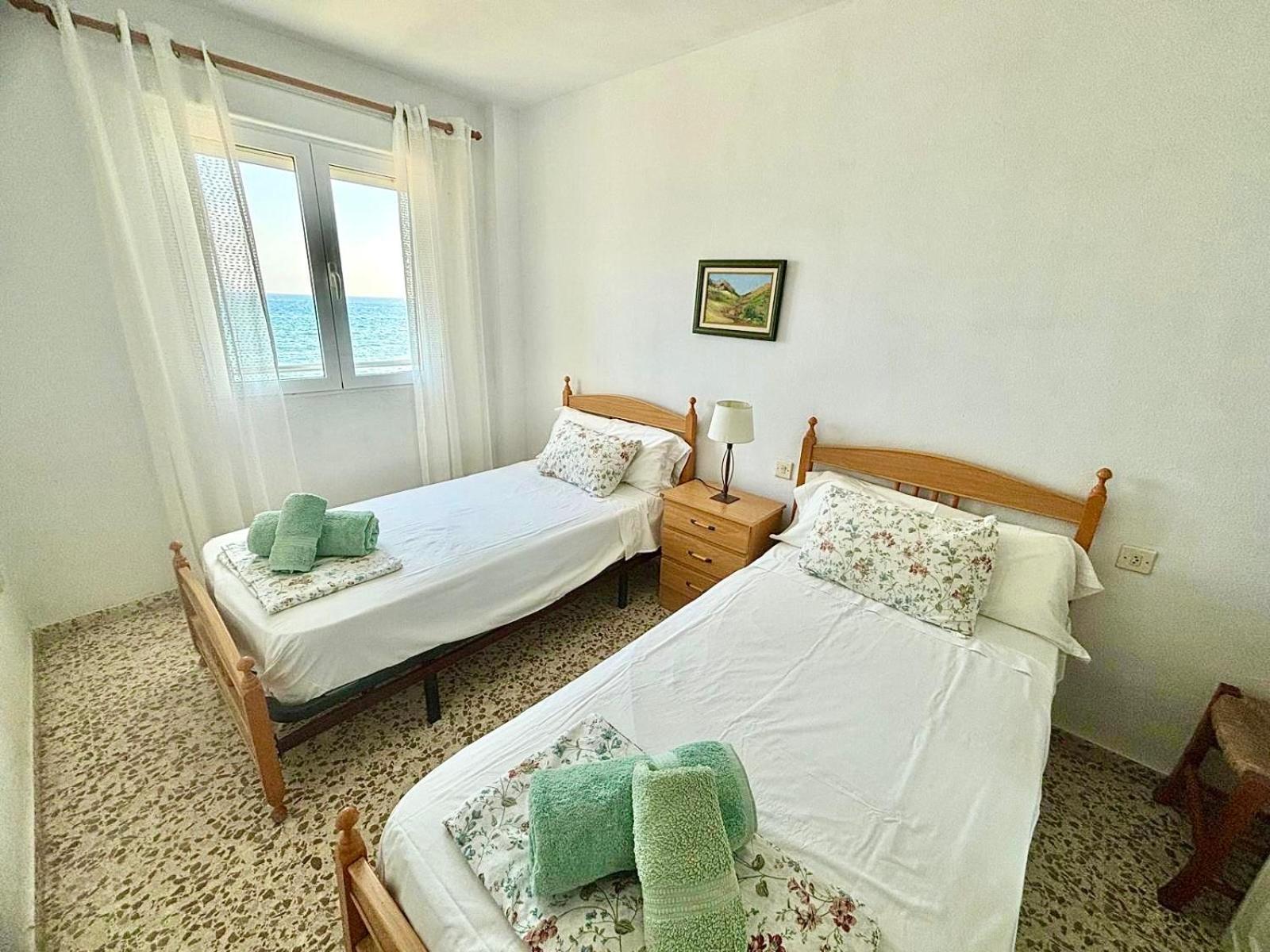 Apartamento en Rincón de la Victoria Primera linea de Playa