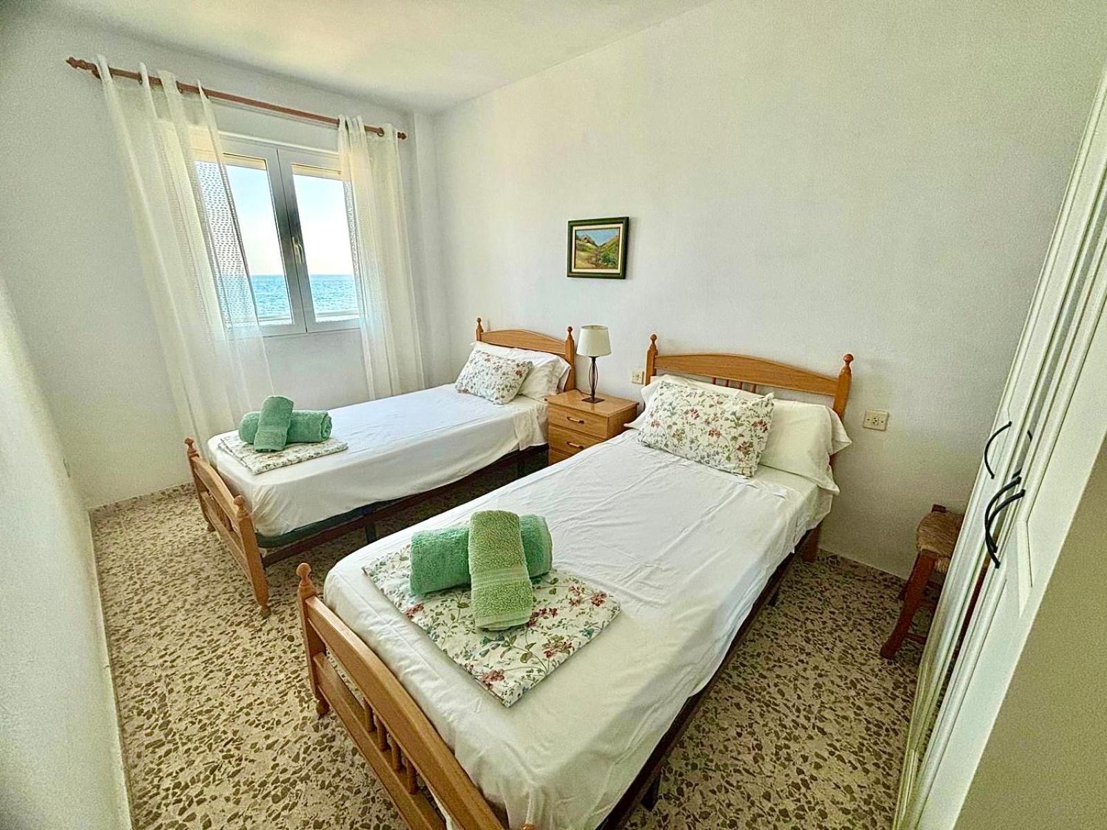 Apartamento en Rincón de la Victoria Primera linea de Playa