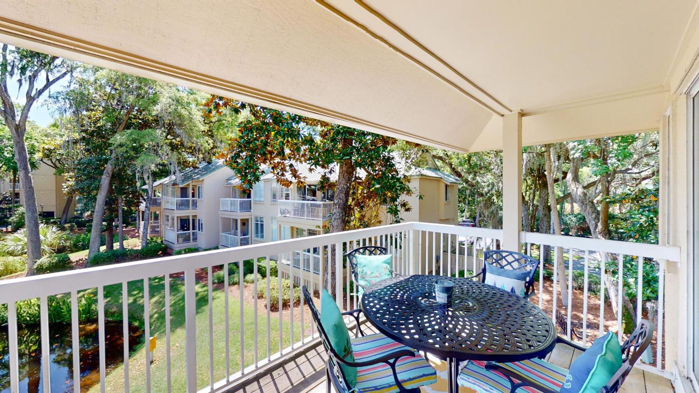 710 Barrington Park