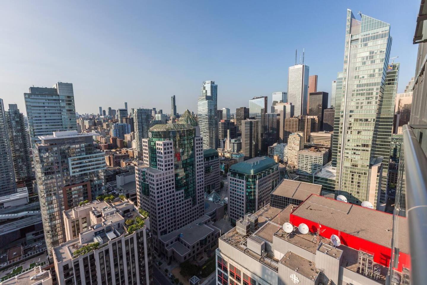 3BR Skyline Condo - By CN Tower & MTCC & Free Parking
