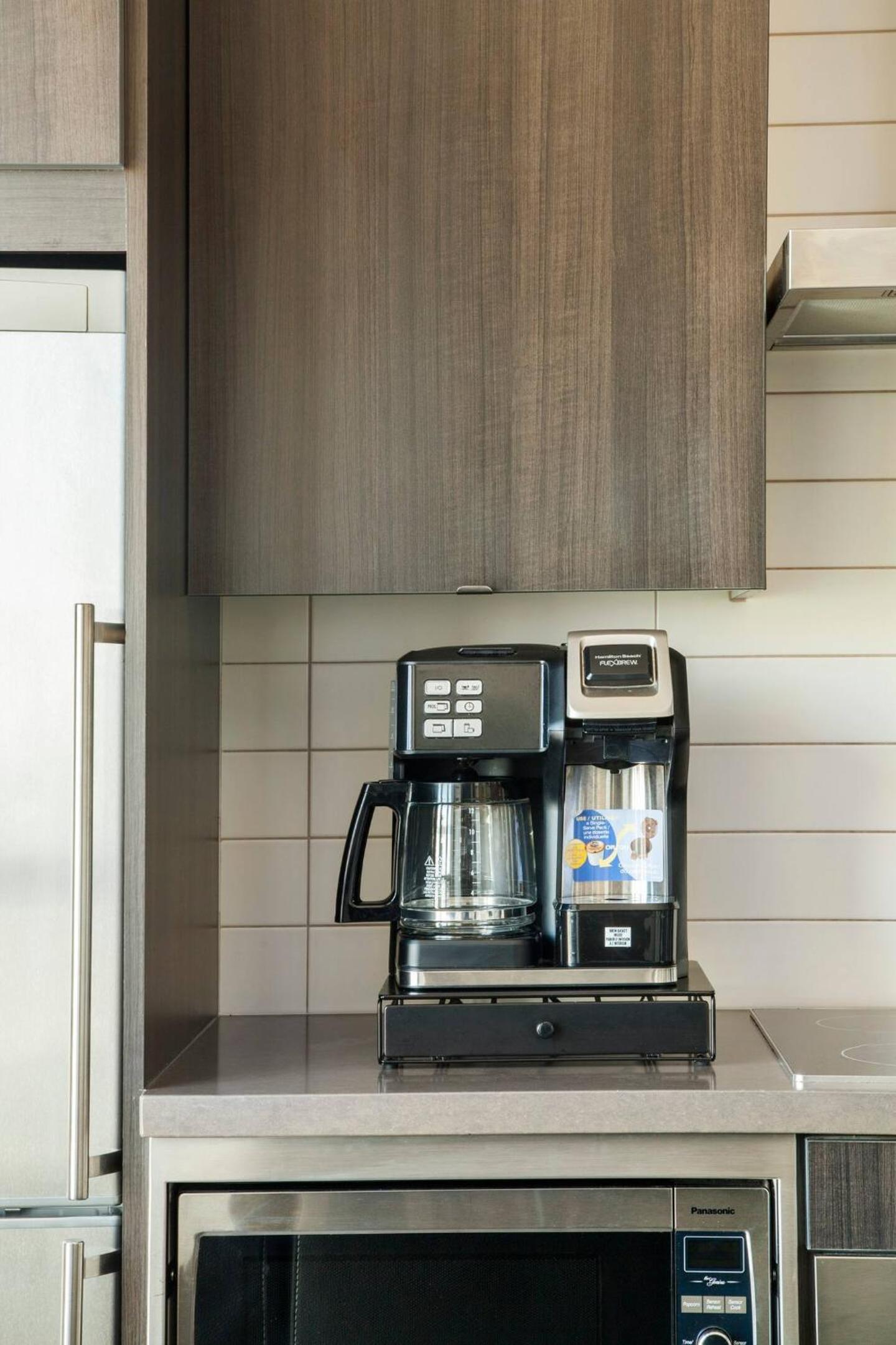 3BR Skyline Condo - By CN Tower & MTCC & Free Parking