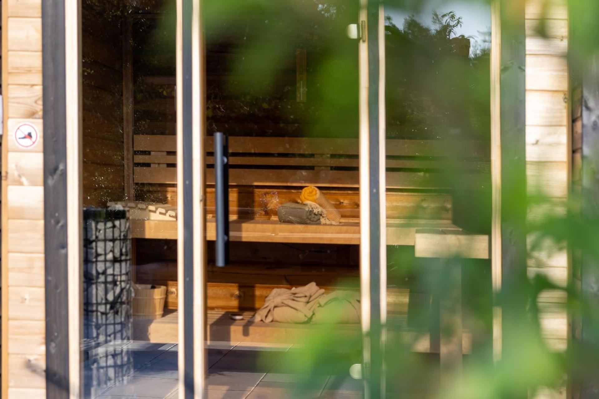 Romantisches Cottage mit Sauna, Terrasse & Natur