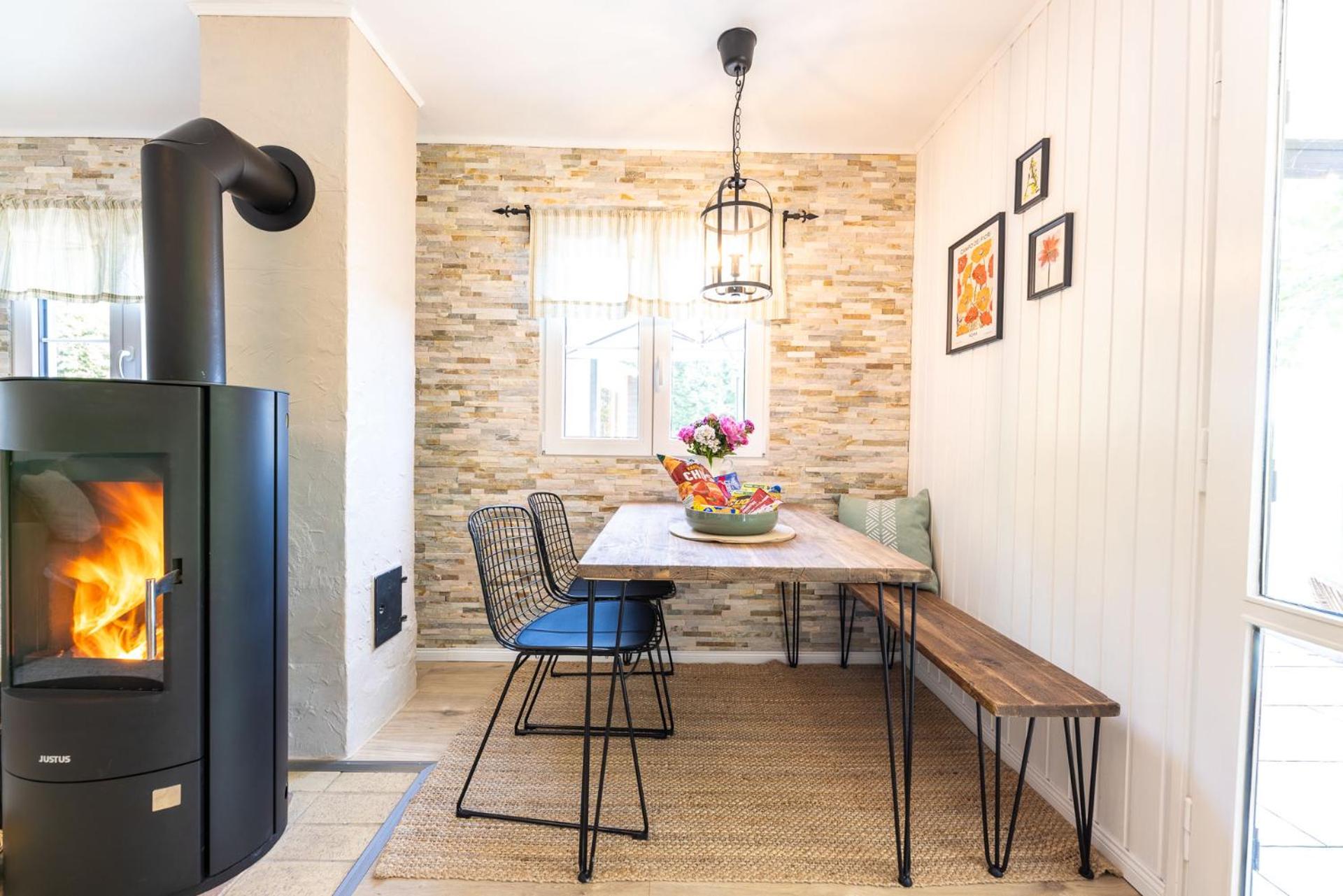 Romantisches Cottage mit Sauna, Terrasse & Natur