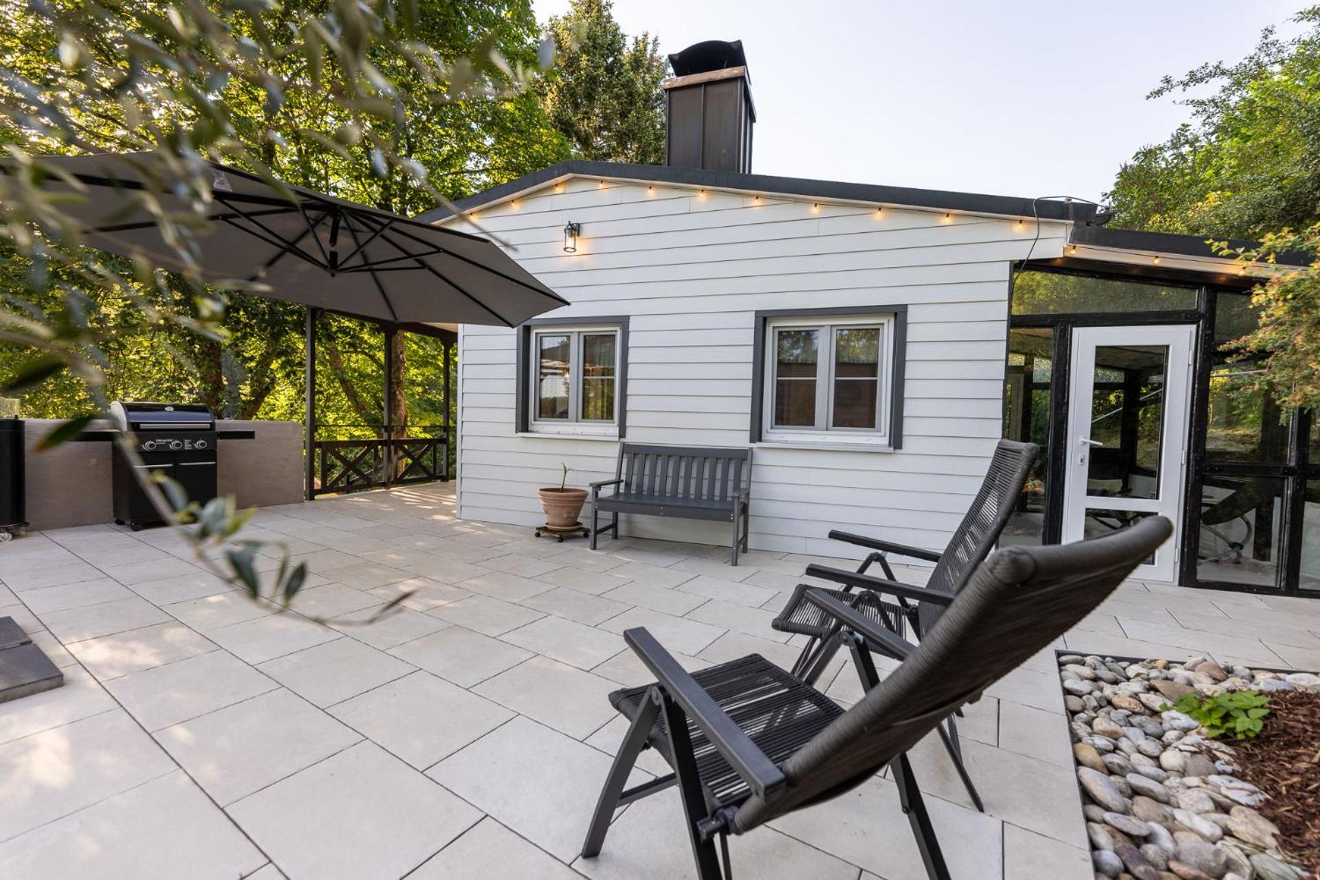 Romantisches Cottage mit Sauna, Terrasse & Natur