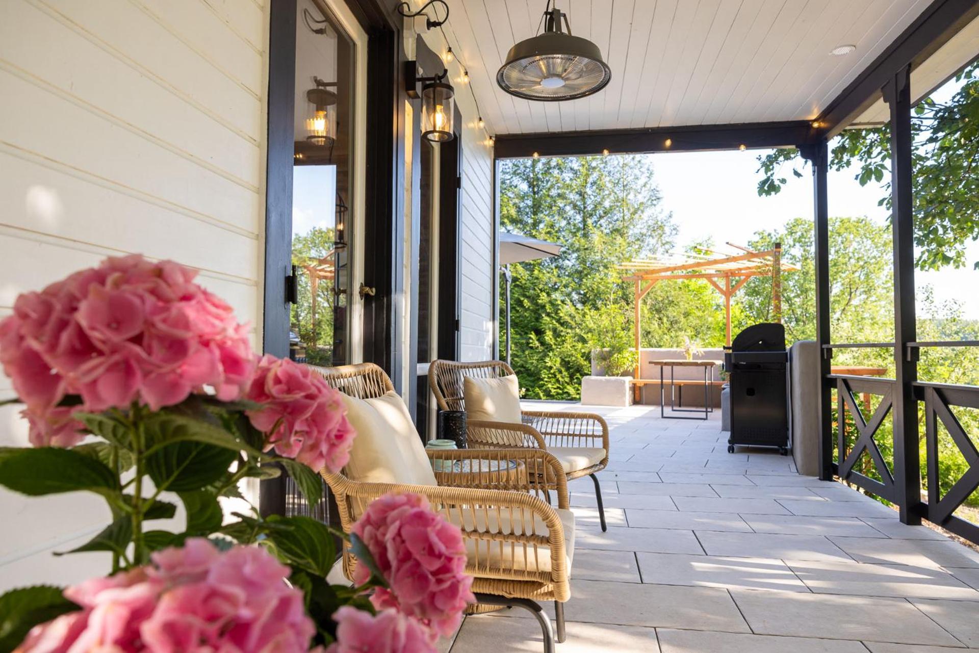 Romantisches Cottage mit Sauna, Terrasse & Natur