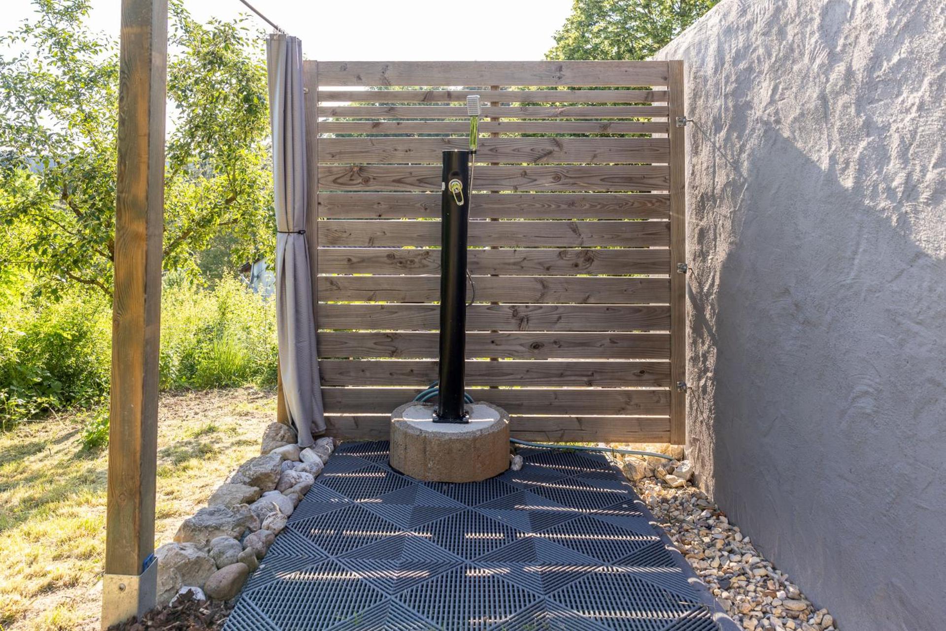 Romantisches Cottage mit Sauna, Terrasse & Natur