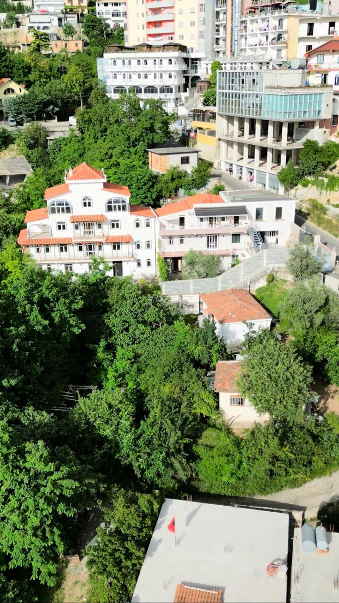 Alesio Guest House