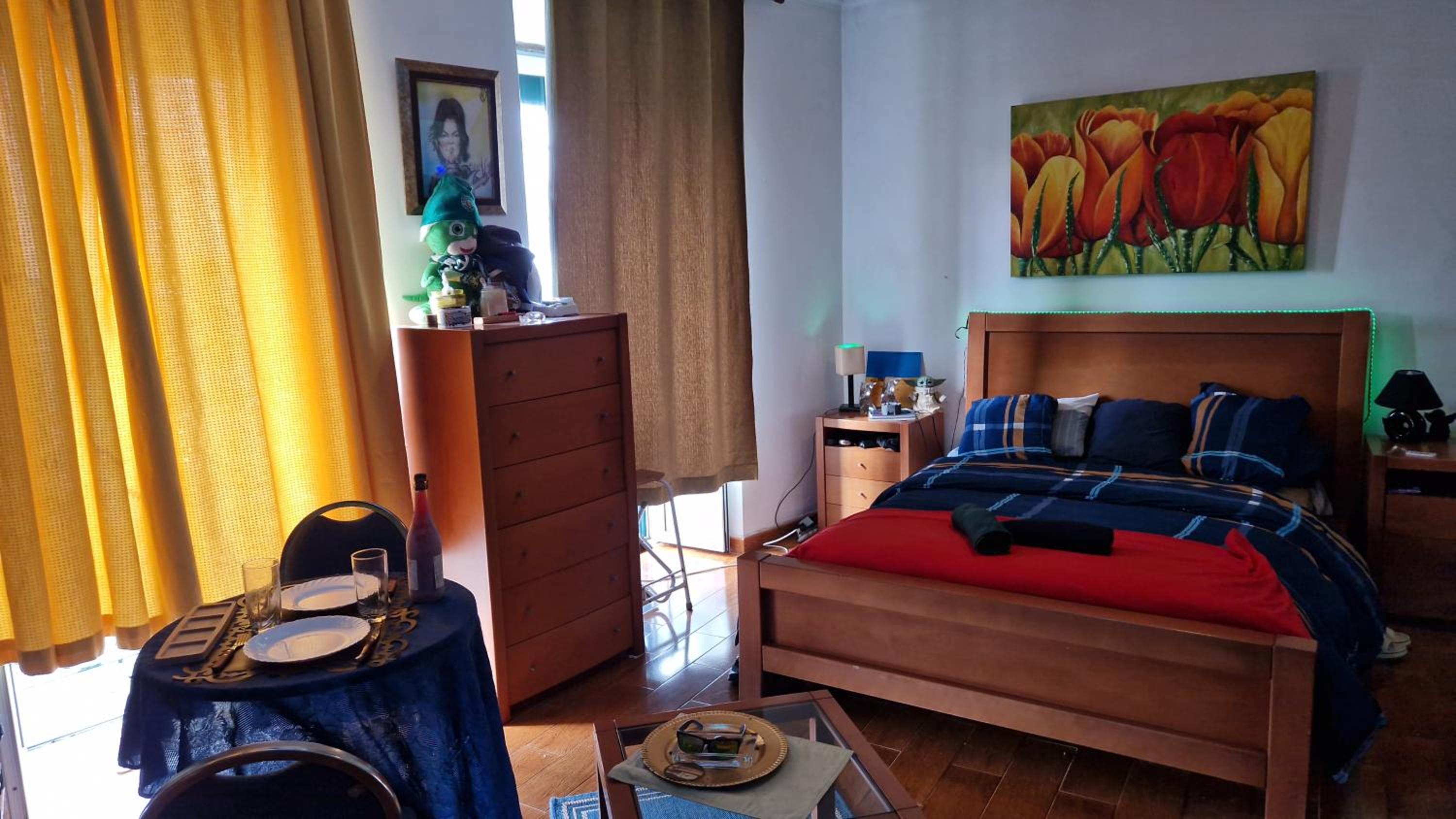 hotel room