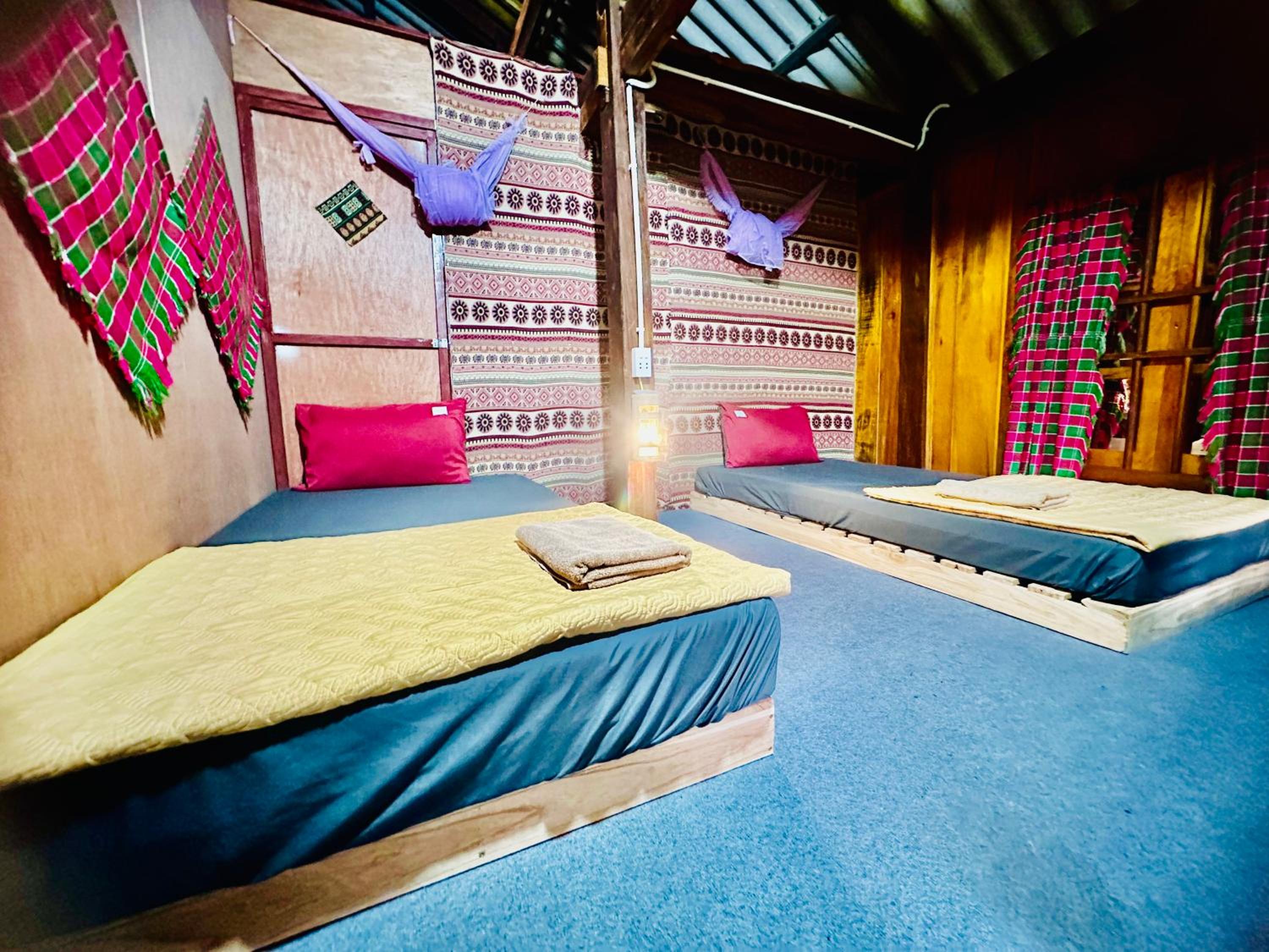 Du Gia Field View Homestay